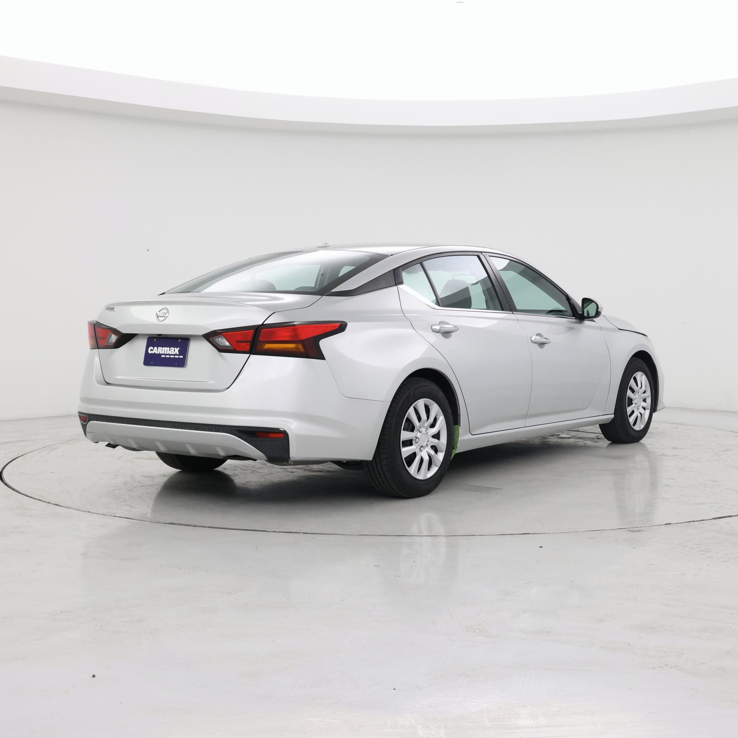 Thumbnail: 2019 Nissan Altima - 8