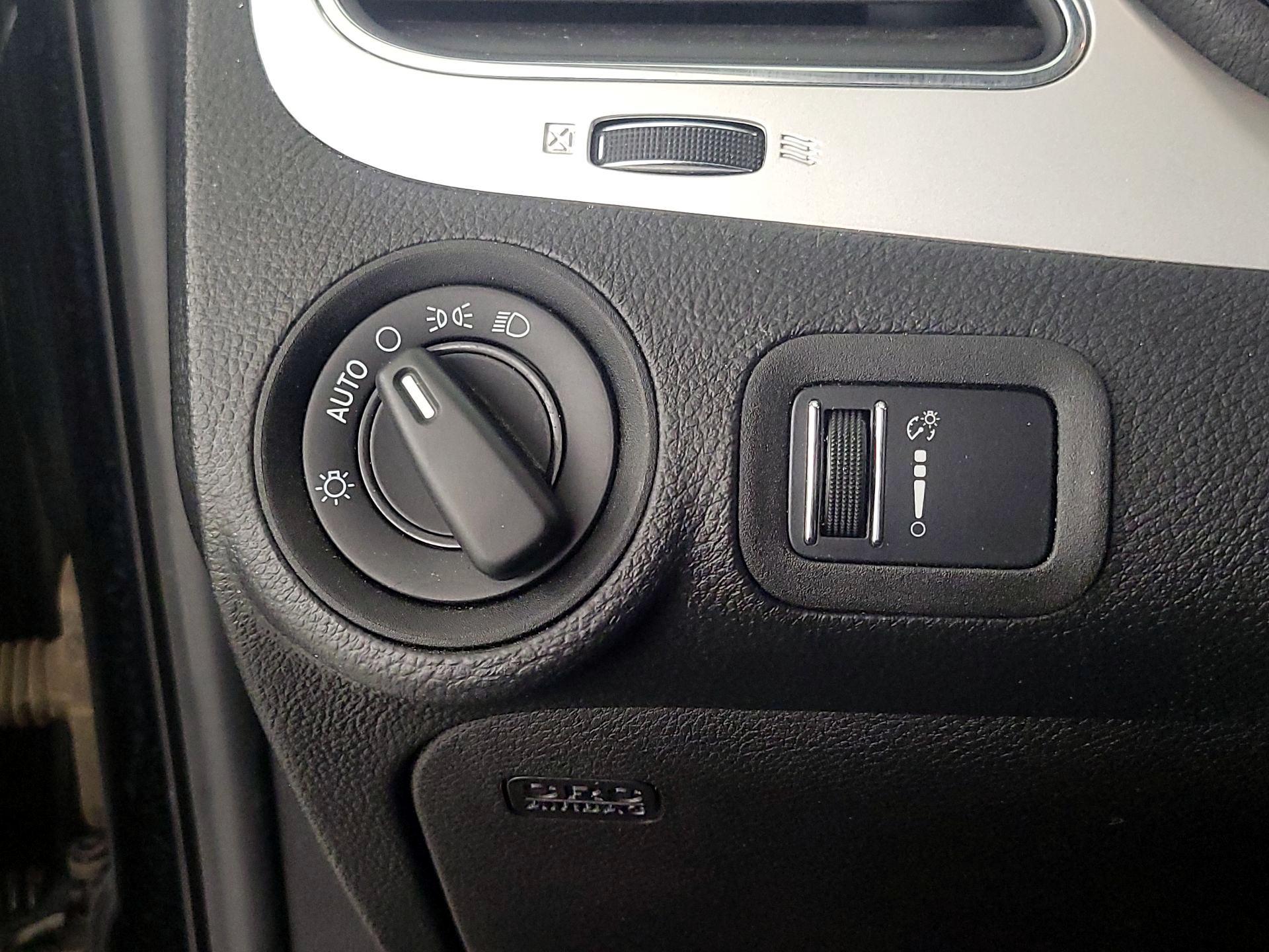 Thumbnail: 2016 Dodge Journey - 13