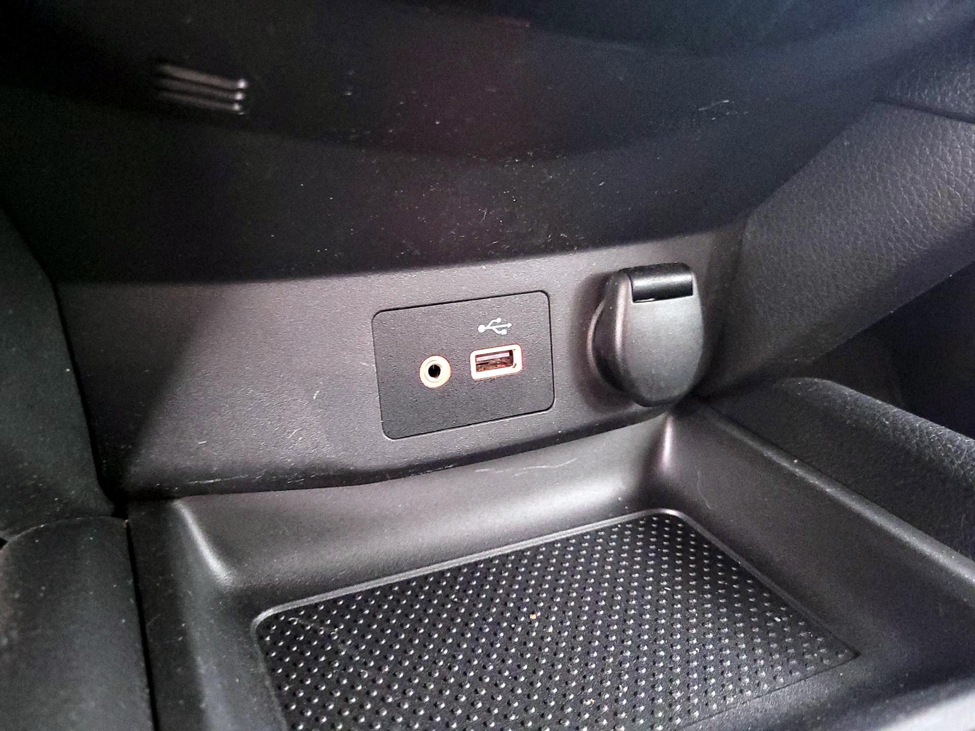 Thumbnail: 2018 Nissan Rogue - 18