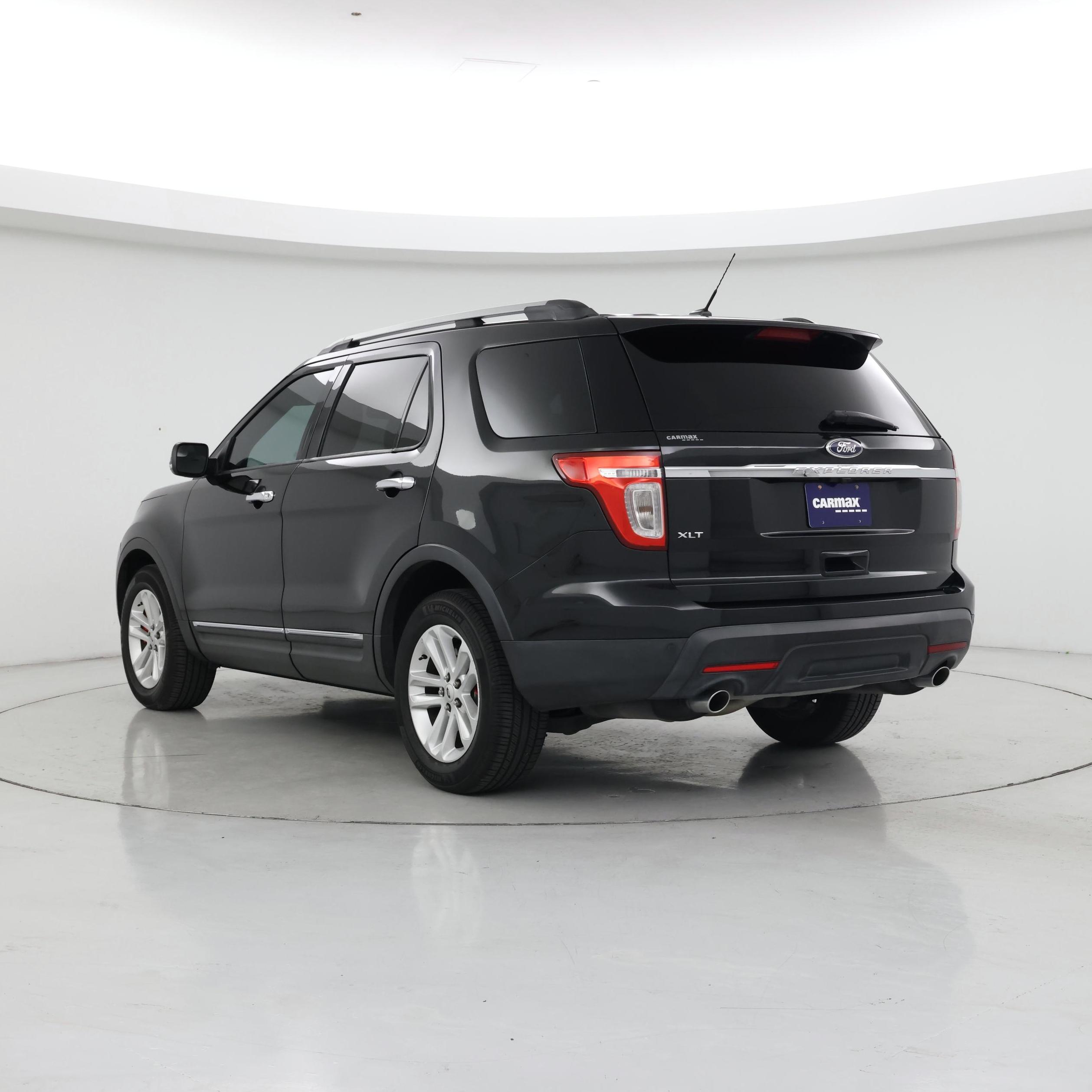 Thumbnail: 2014 Ford Explorer - 2