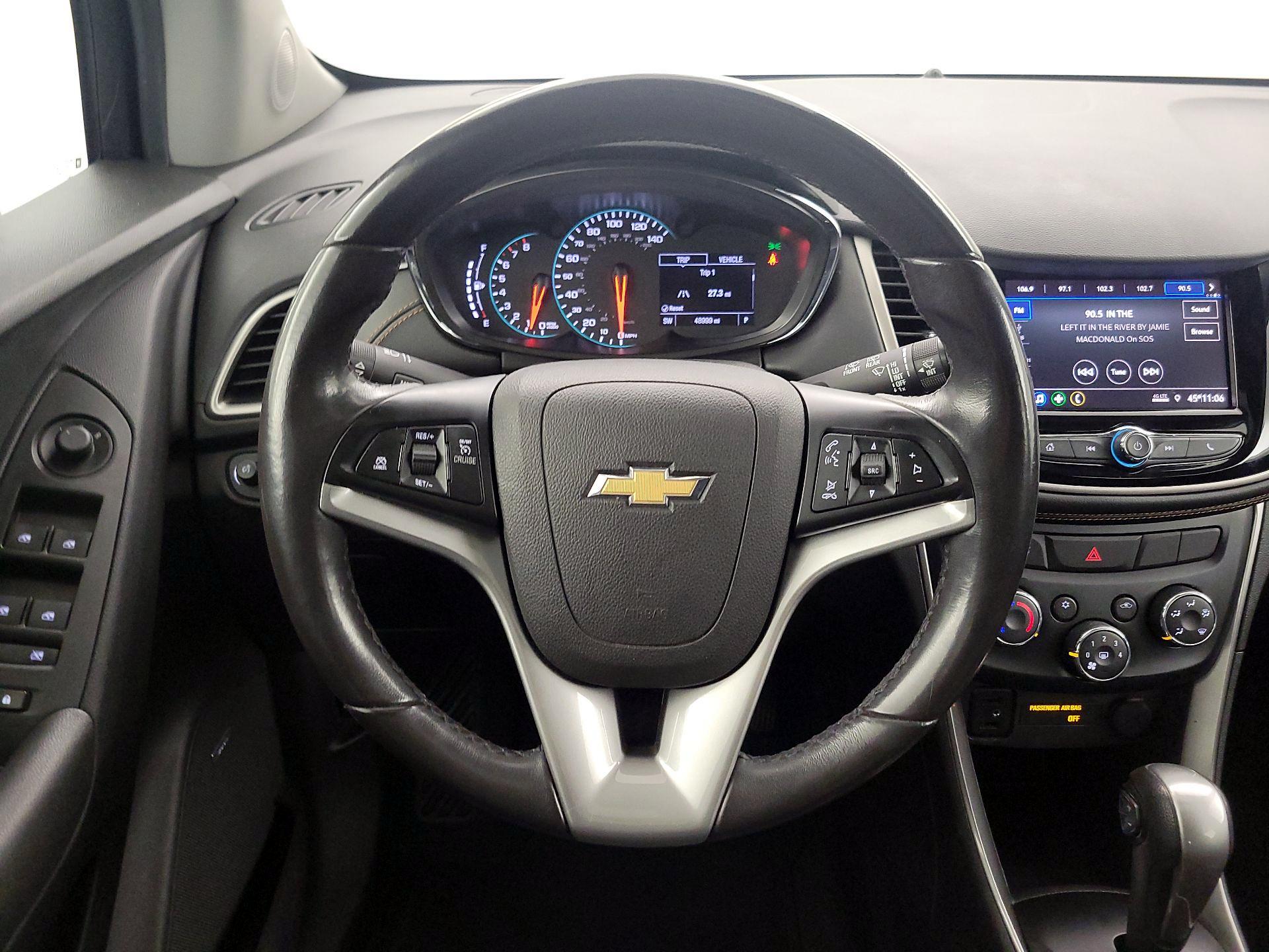 Thumbnail: 2020 Chevrolet Trax - 10