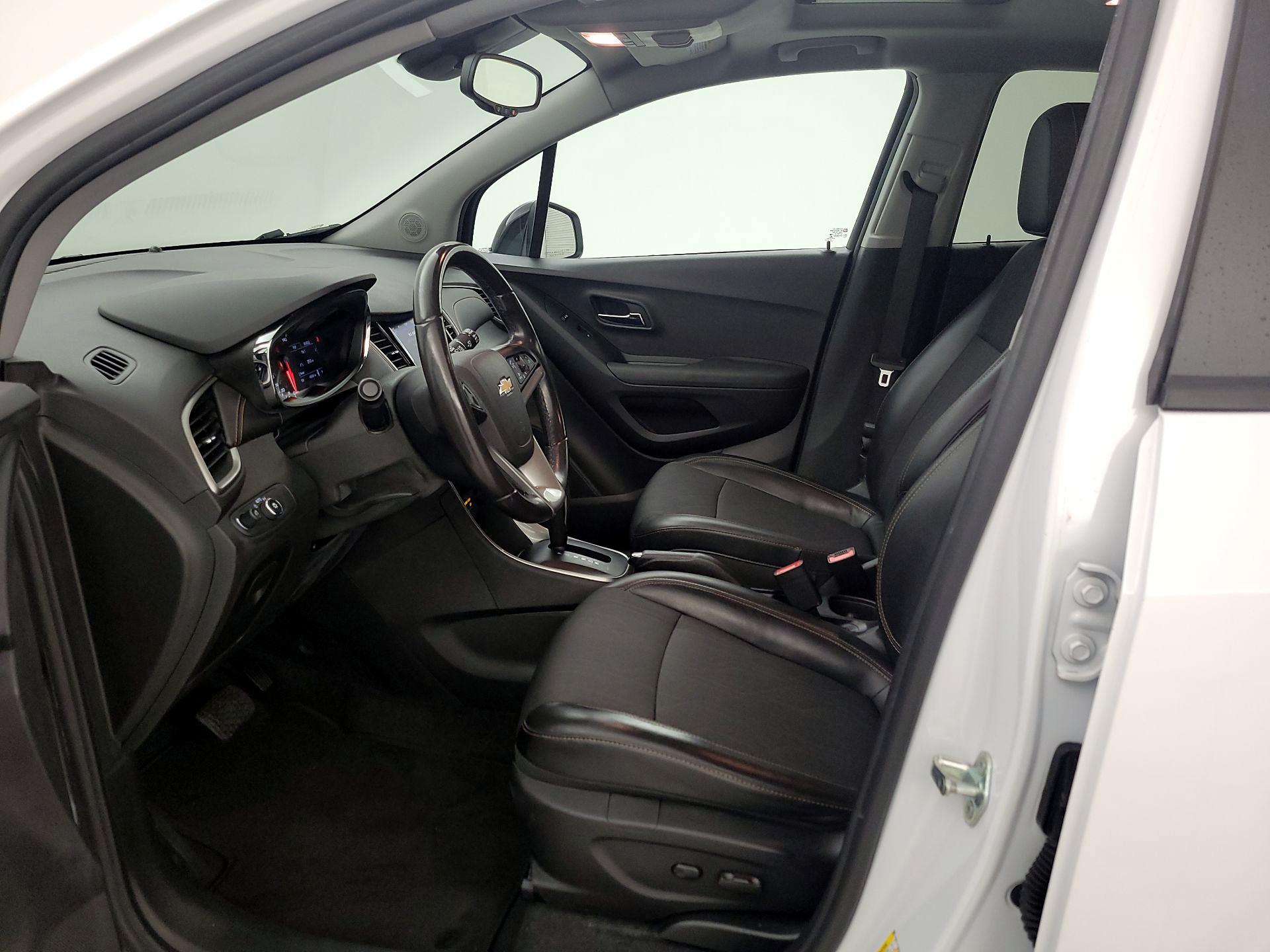 Thumbnail: 2020 Chevrolet Trax - 11