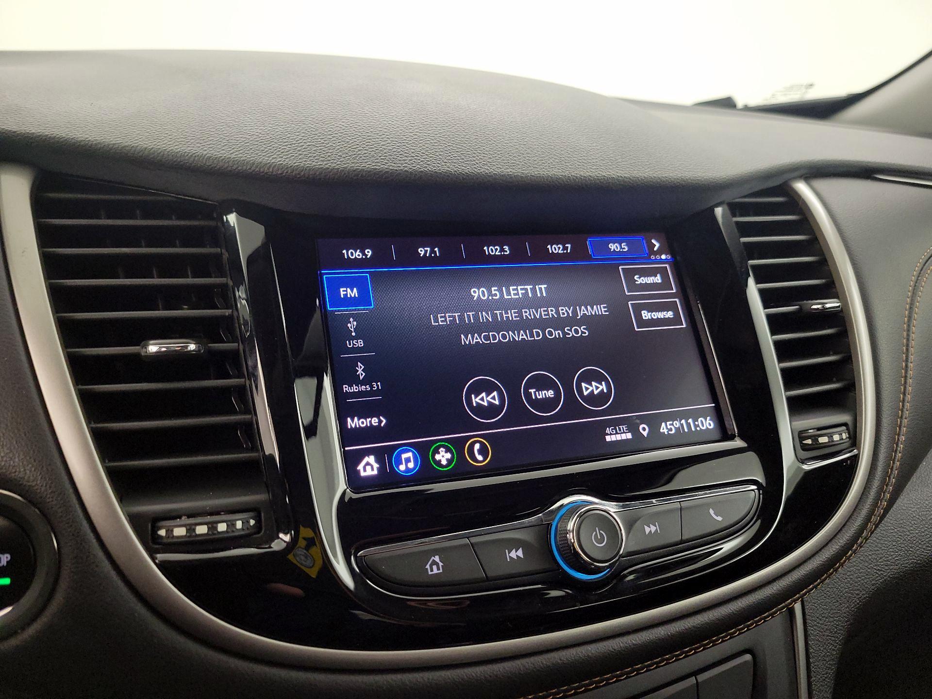 Thumbnail: 2020 Chevrolet Trax - 15