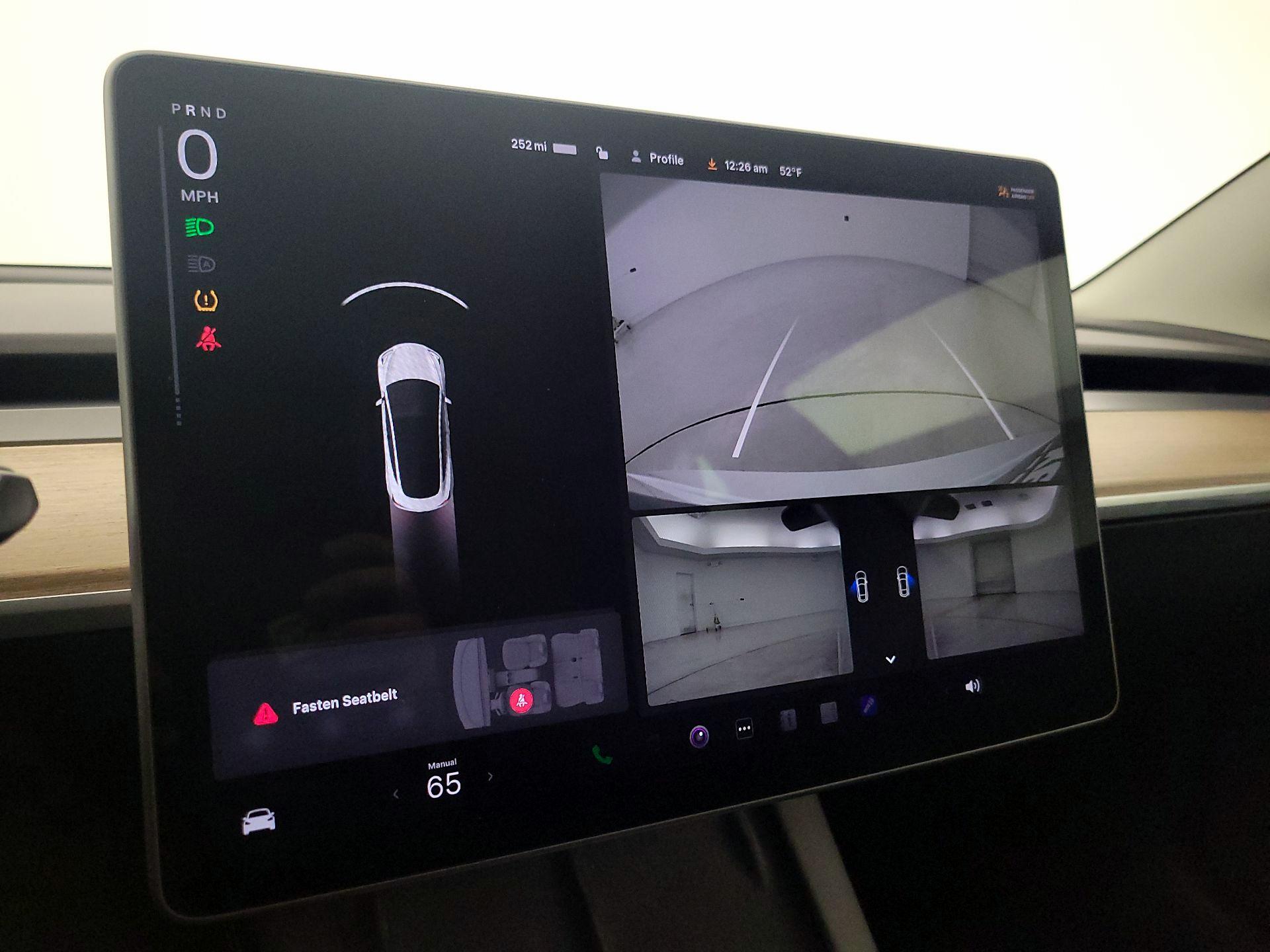 Thumbnail: 2022 Tesla Model 3 - 14