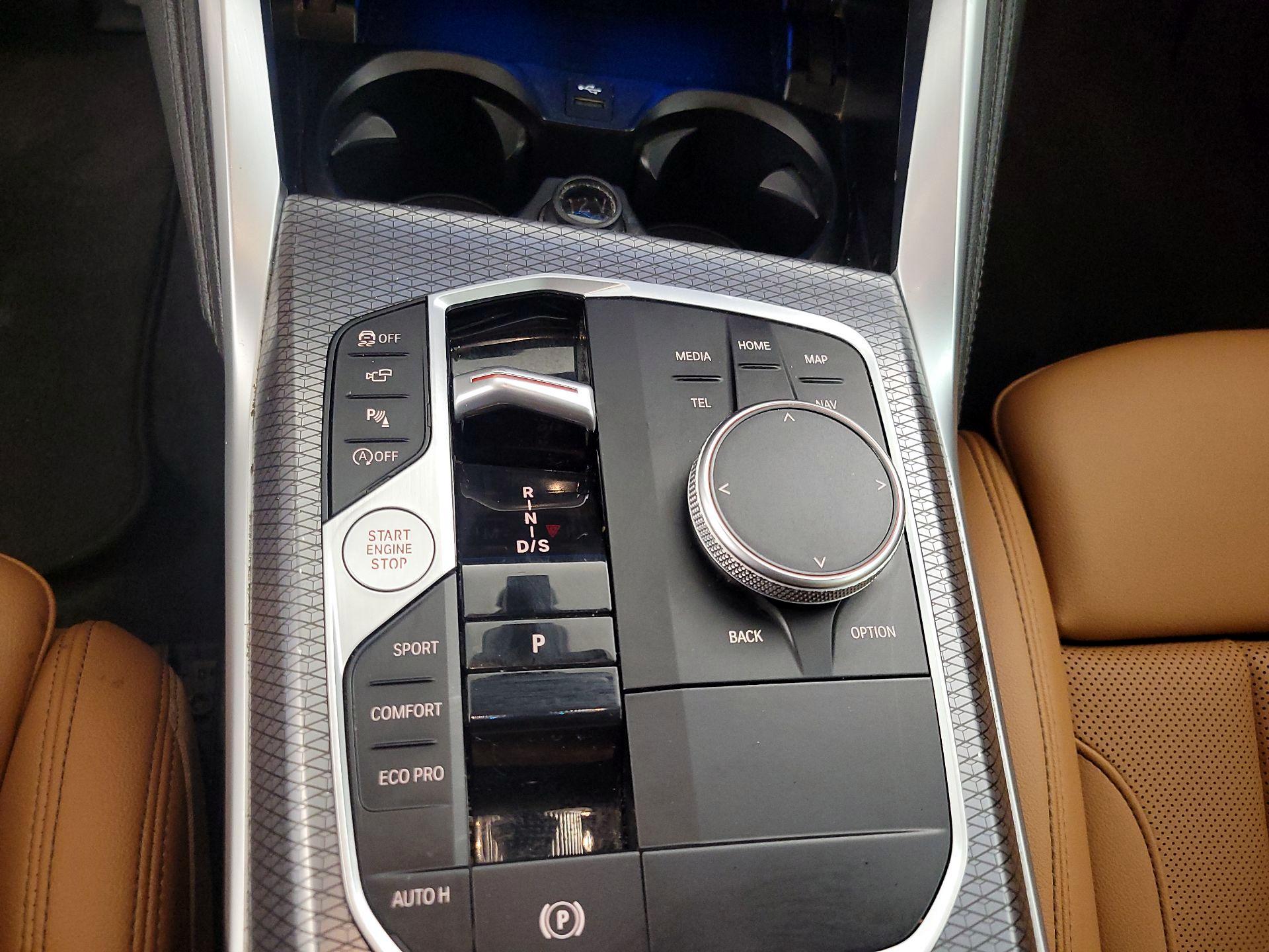 Thumbnail: 2025 BMW 4 Series - 18