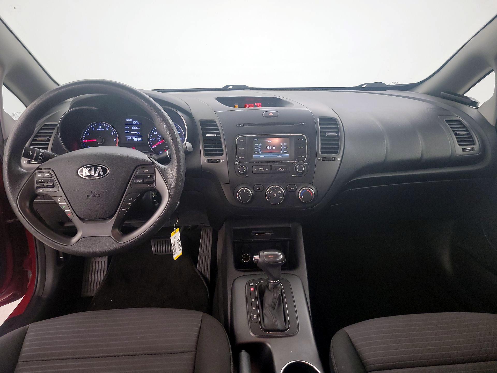 Thumbnail: 2016 Kia Forte - 9