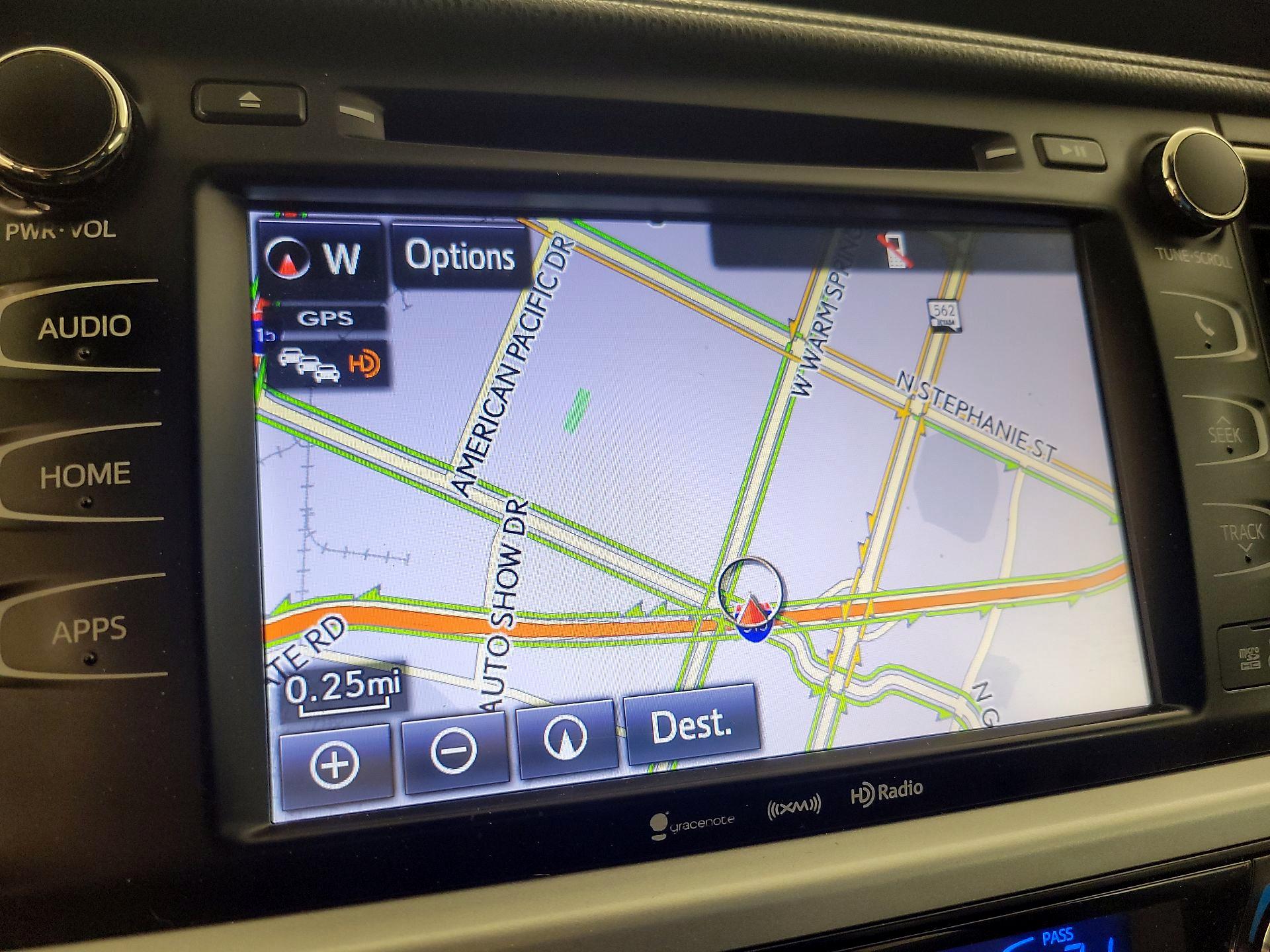 Thumbnail: 2018 Toyota Highlander - 14