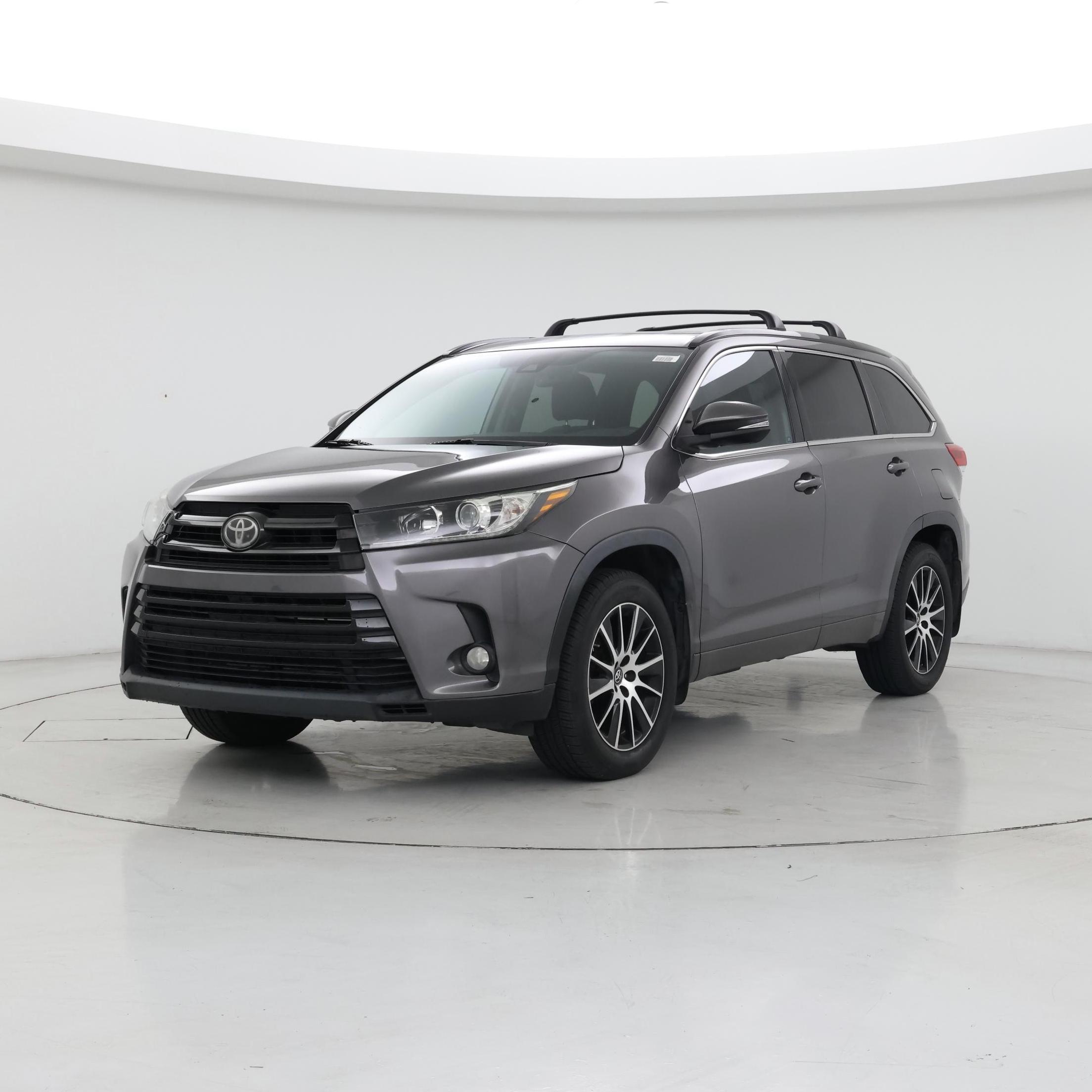 Thumbnail: 2018 Toyota Highlander - 4