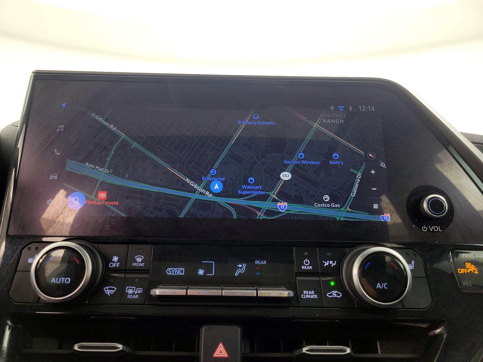 Thumbnail: 2023 Toyota Highlander - 14