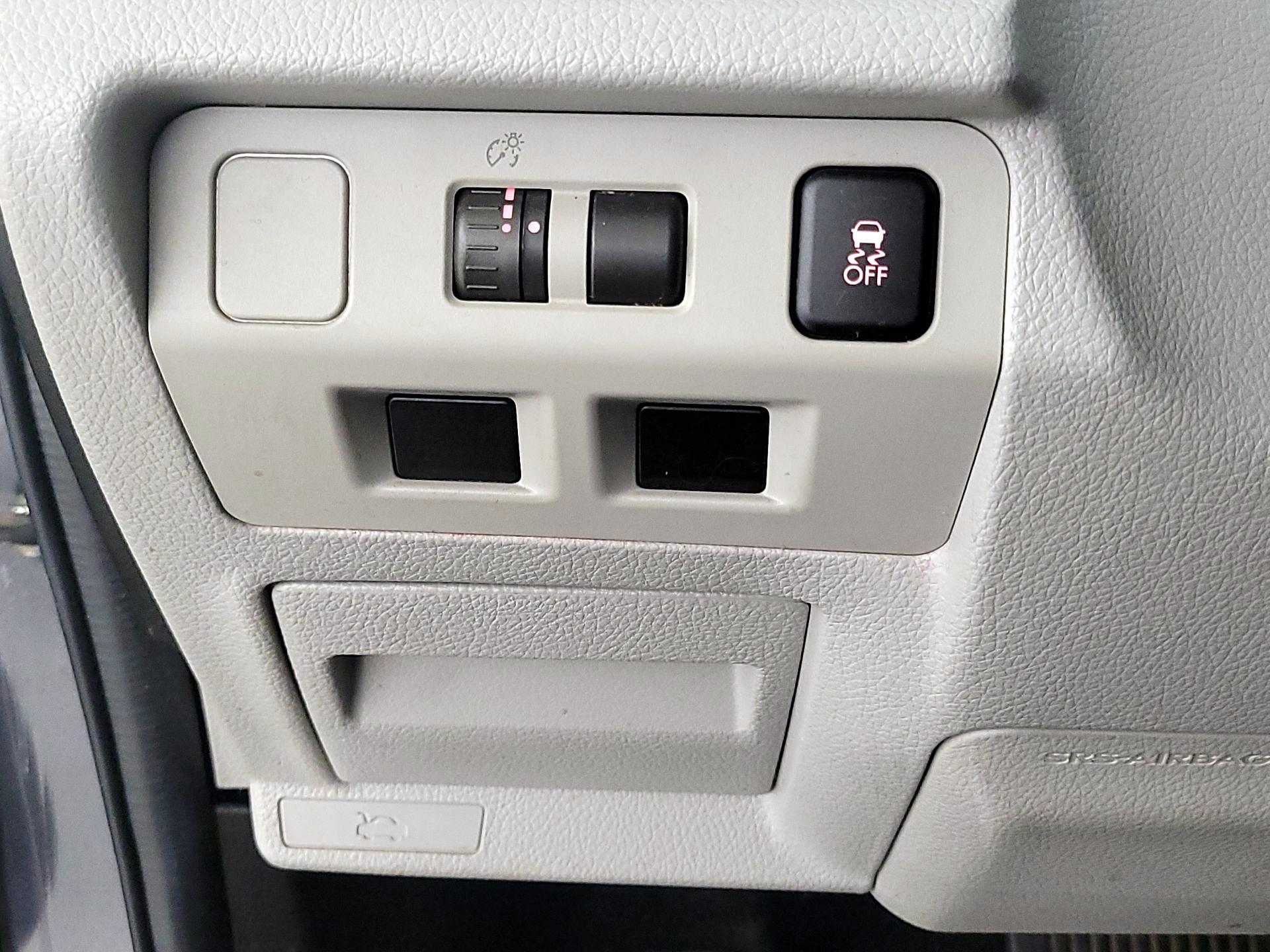 Thumbnail: 2014 Subaru Forester - 13