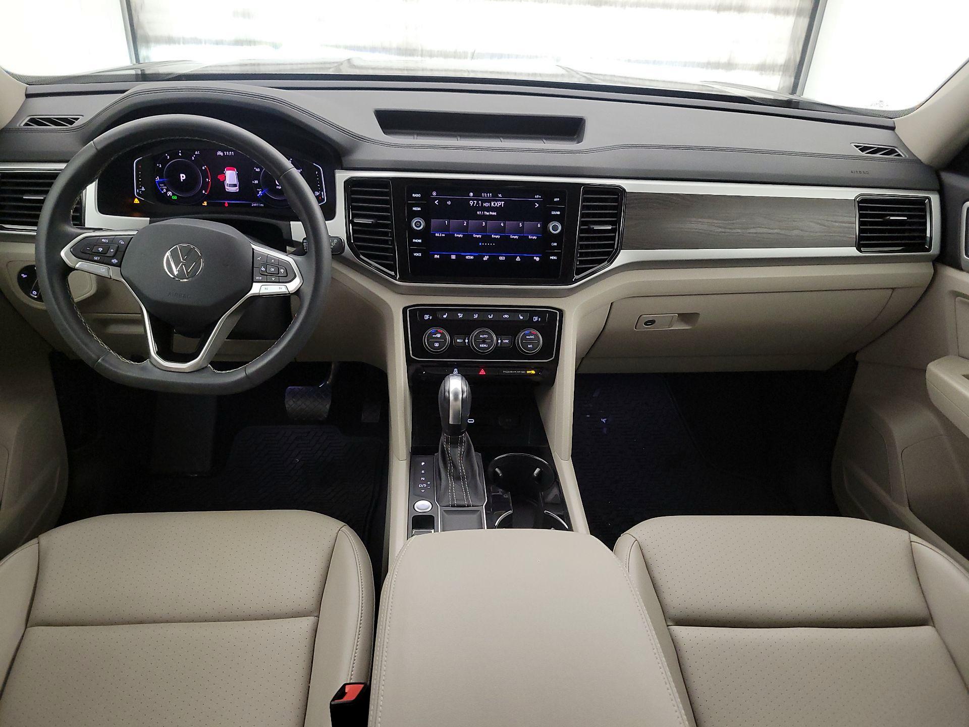 Thumbnail: 2022 Volkswagen Atlas - 9