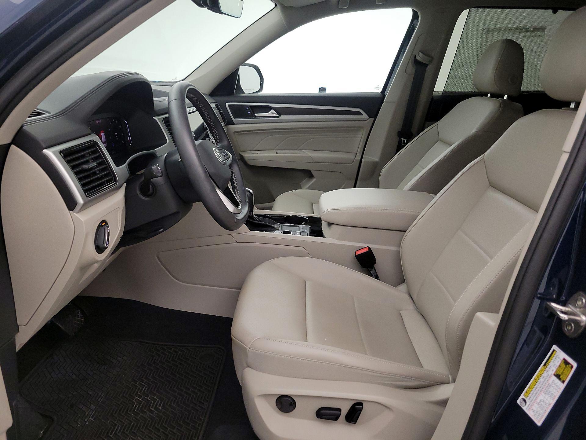 Thumbnail: 2022 Volkswagen Atlas - 11