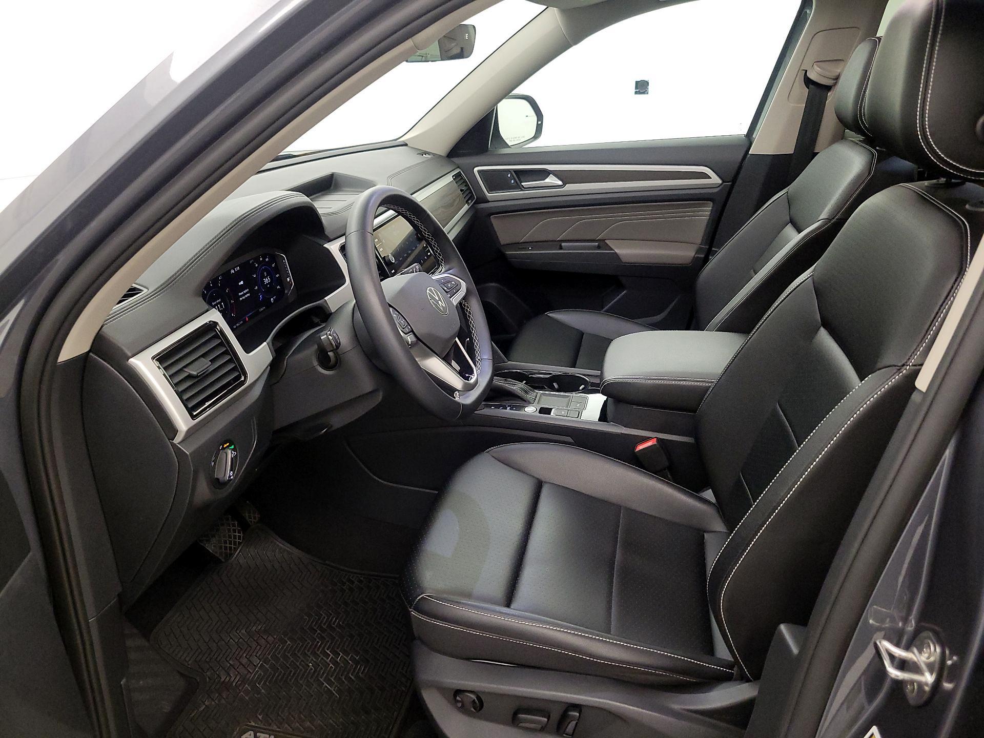 Thumbnail: 2022 Volkswagen Atlas - 11