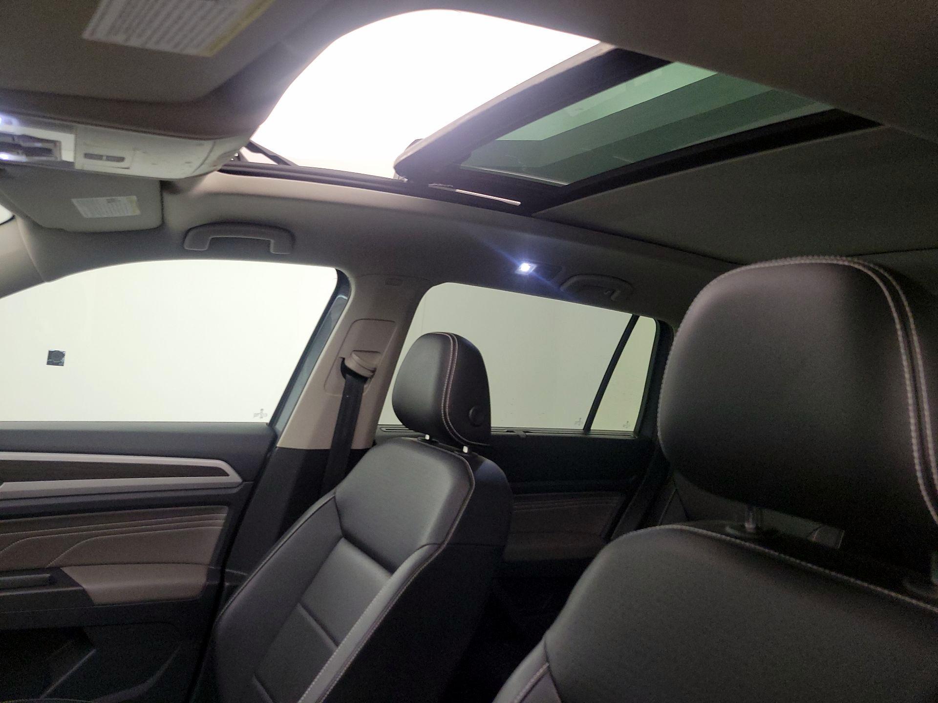 Thumbnail: 2022 Volkswagen Atlas - 19