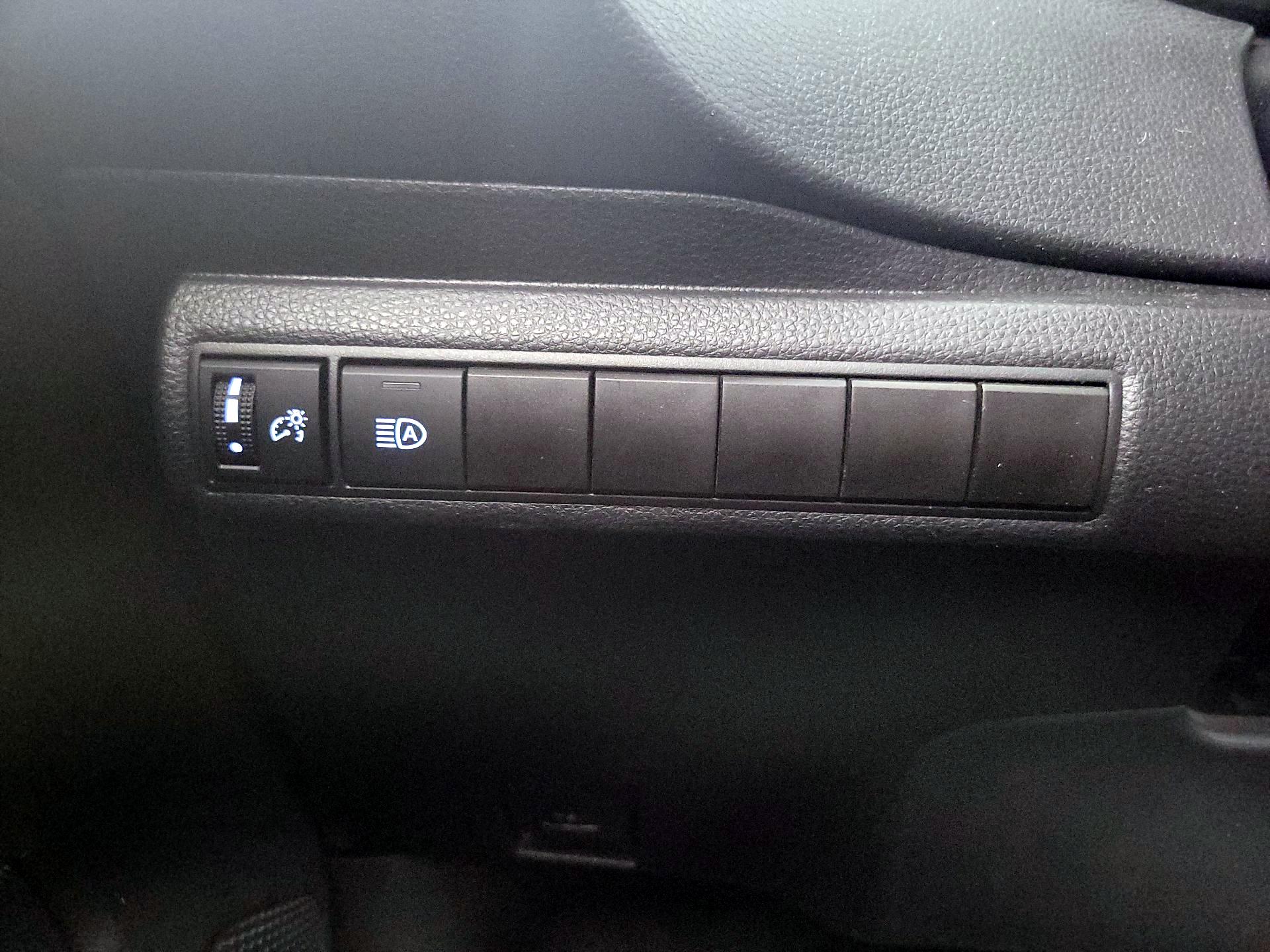 Thumbnail: 2024 Toyota Corolla - 13