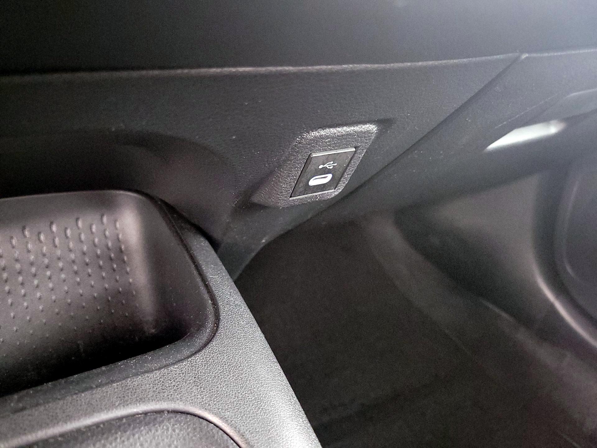 Thumbnail: 2024 Toyota Corolla - 18