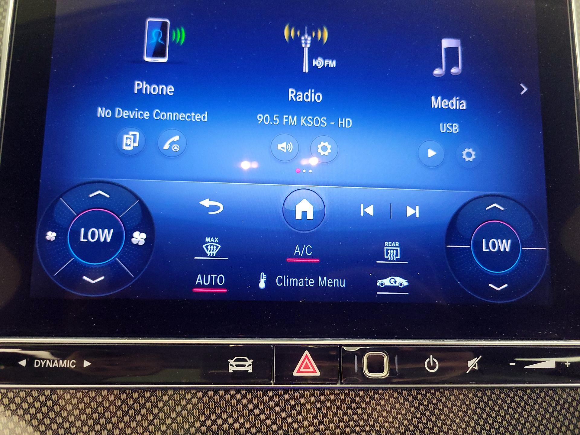 Thumbnail: 2023 Mercedes-Benz C-Class - 16