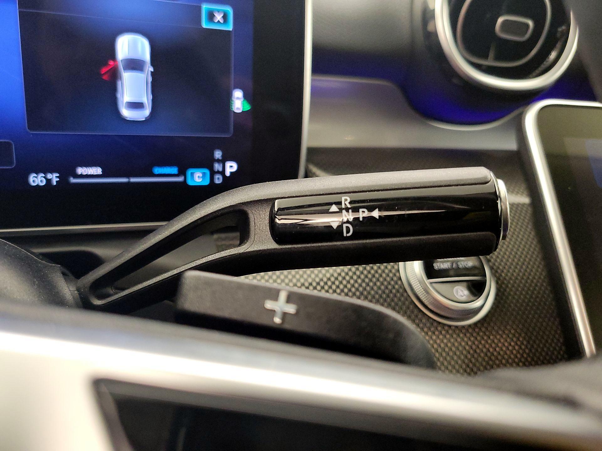 Thumbnail: 2023 Mercedes-Benz C-Class - 17