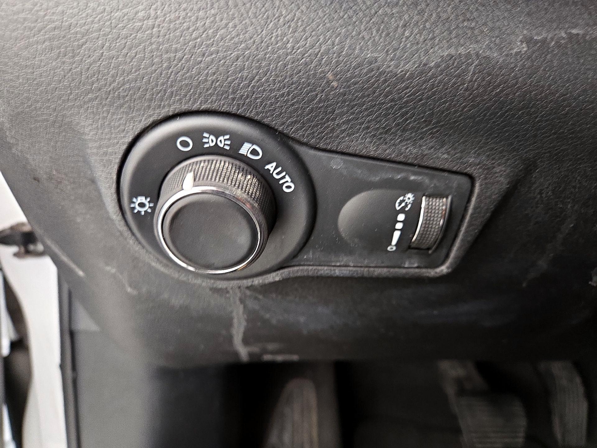 Thumbnail: 2023 Jeep Compass - 13