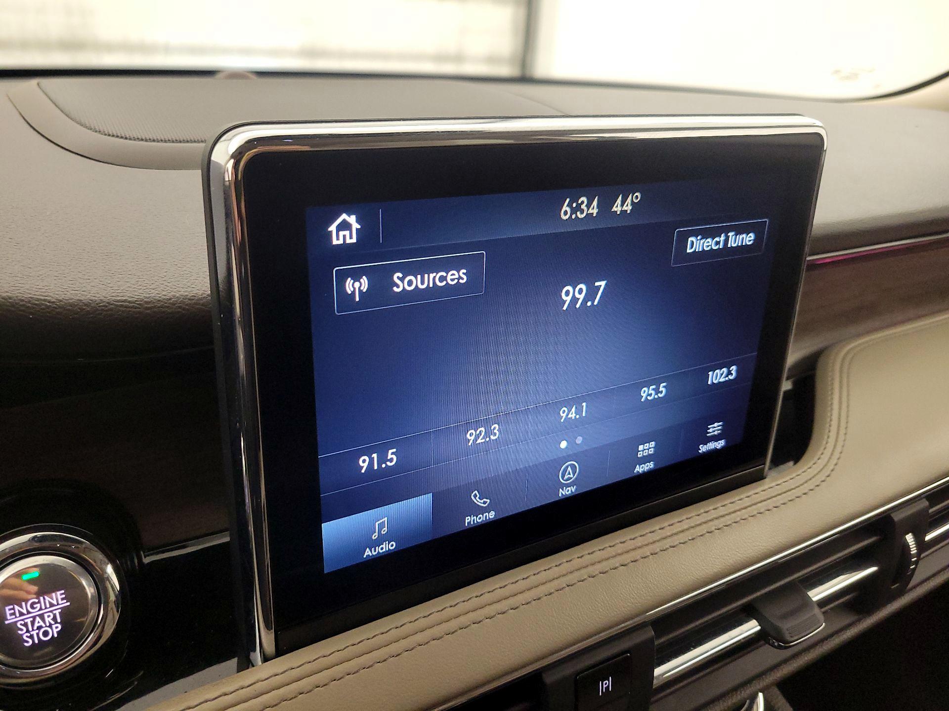 Thumbnail: 2021 Lincoln Corsair - 16