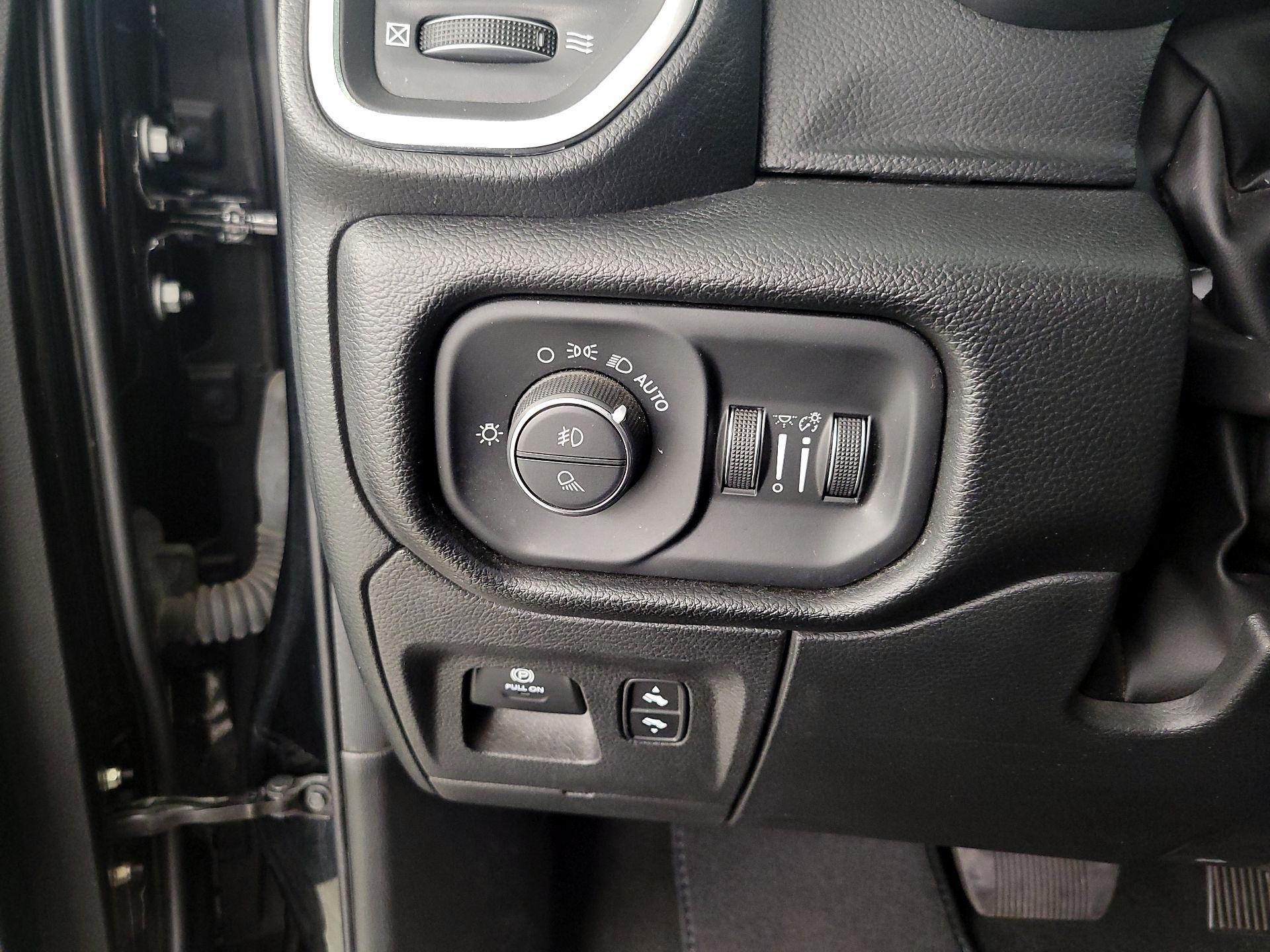 Thumbnail: 2023 RAM 1500 - 13