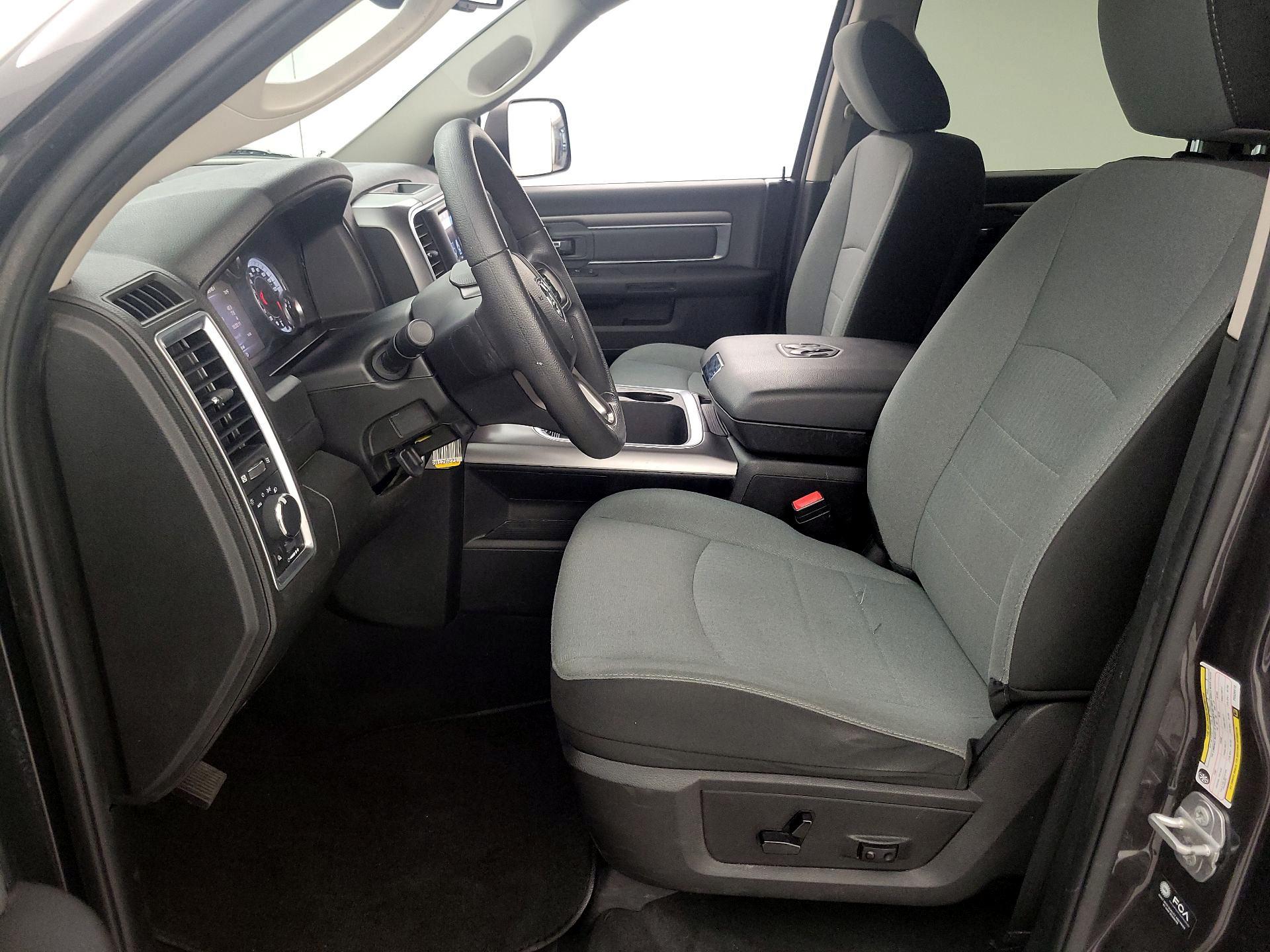 Thumbnail: 2023 RAM 1500 Classic - 11