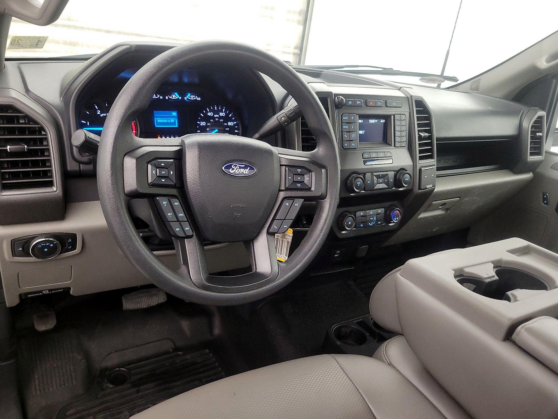 Thumbnail: 2022 Ford F-350 - 9