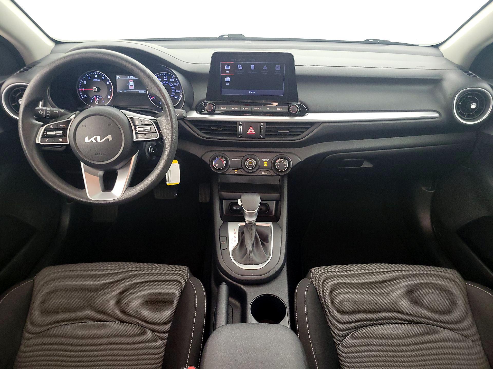 Thumbnail: 2024 Kia Forte - 9