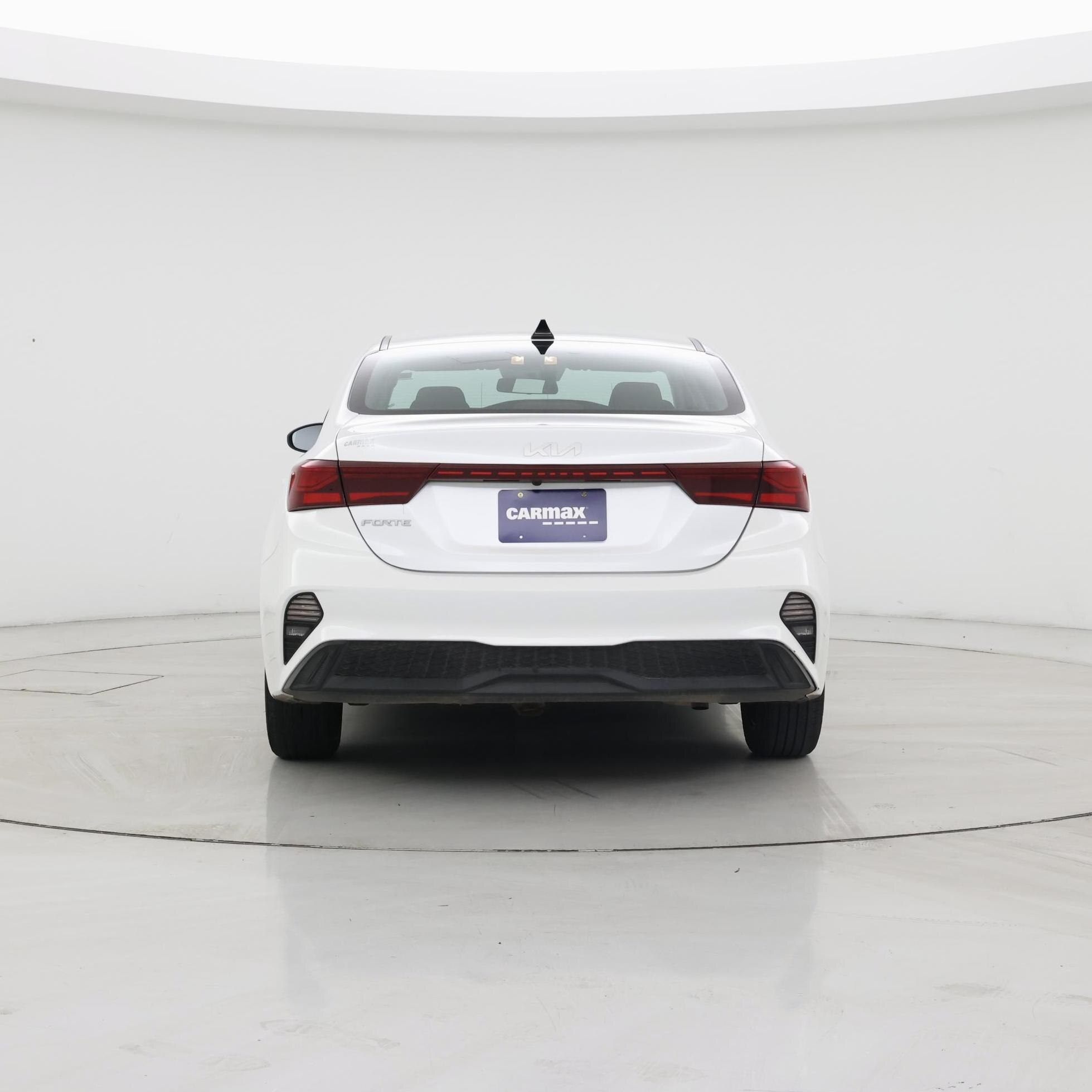 Thumbnail: 2024 Kia Forte - 6