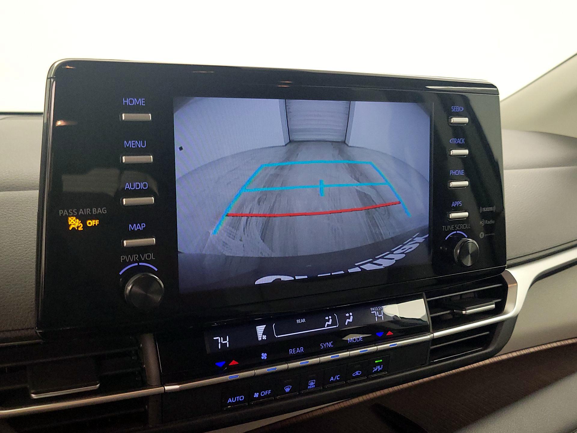 Thumbnail: 2024 Toyota Sienna - 14