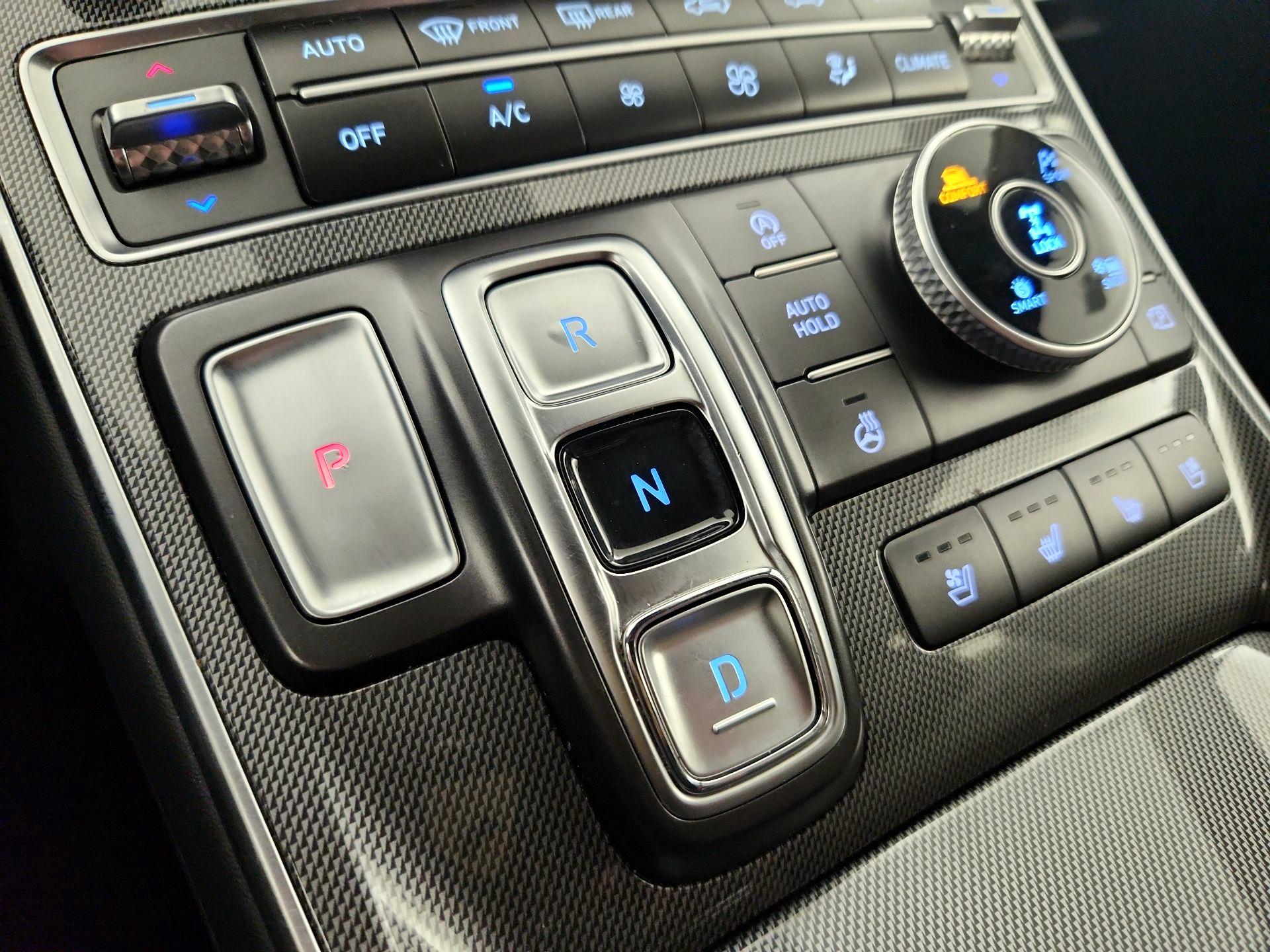 Thumbnail: 2023 Hyundai Santa Fe - 18