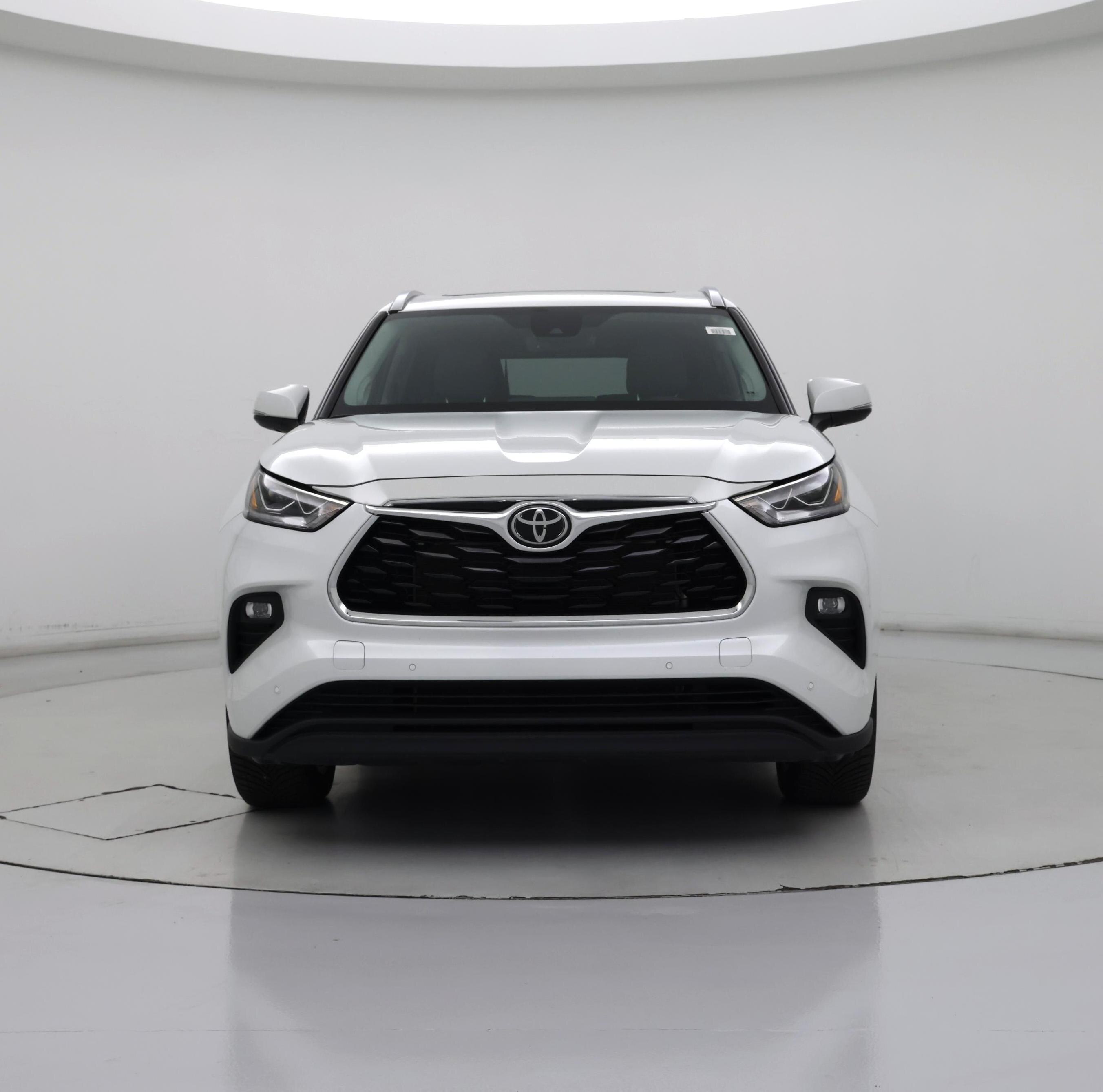 Thumbnail: 2022 Toyota Highlander - 5