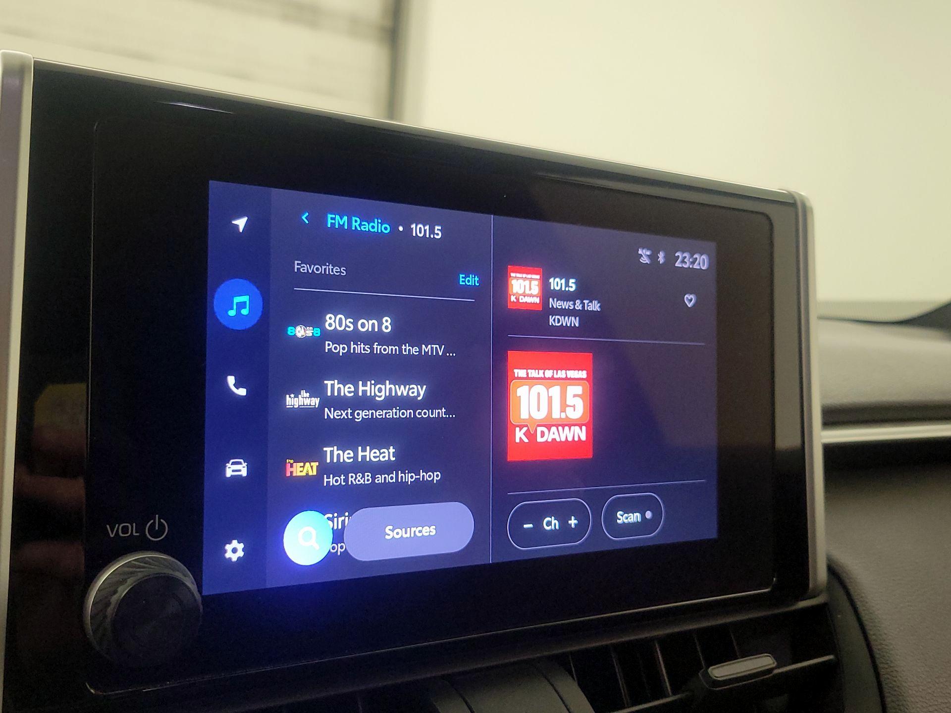 Thumbnail: 2025 Toyota RAV4 - 15