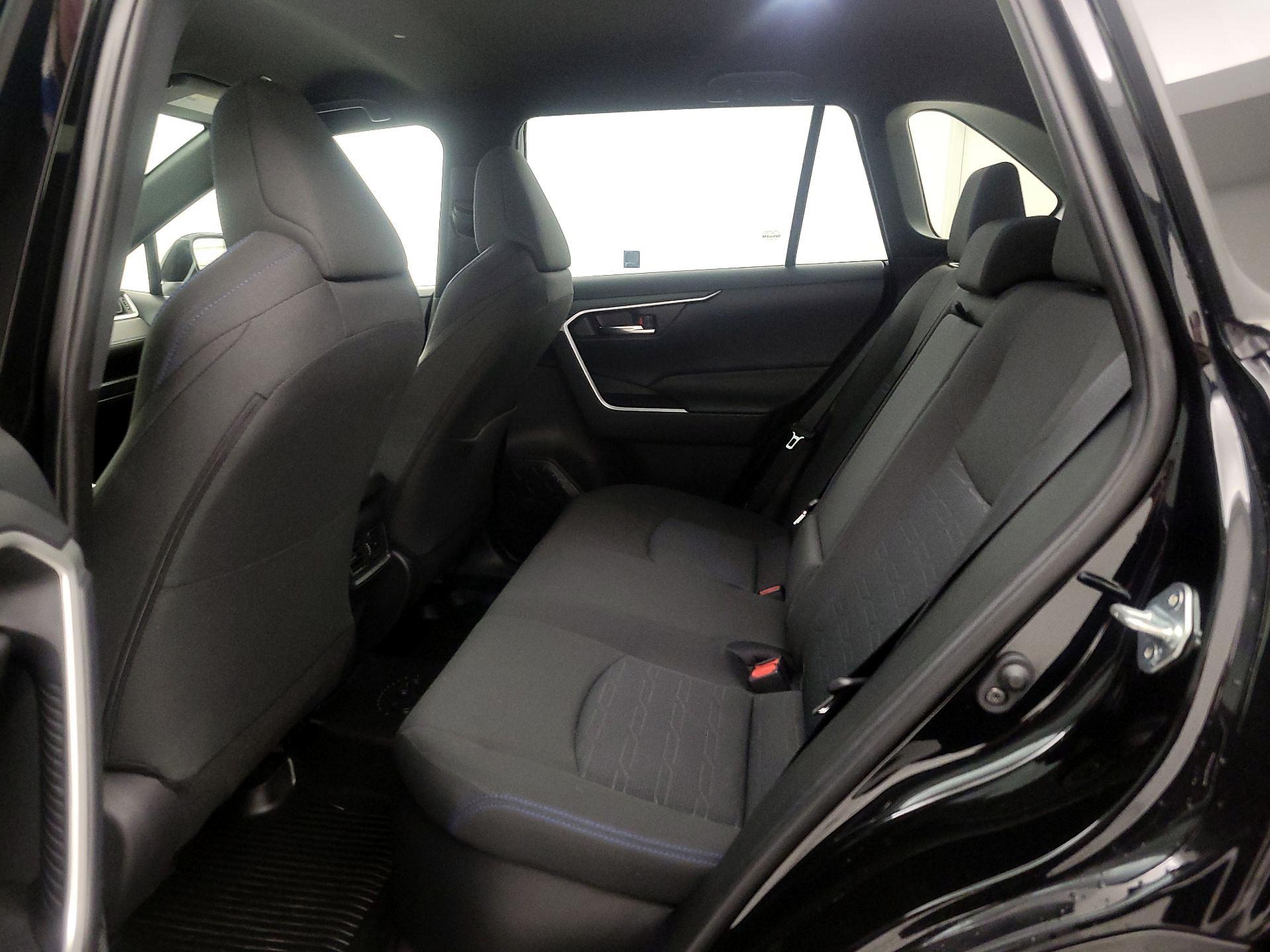 Thumbnail: 2025 Toyota RAV4 - 19