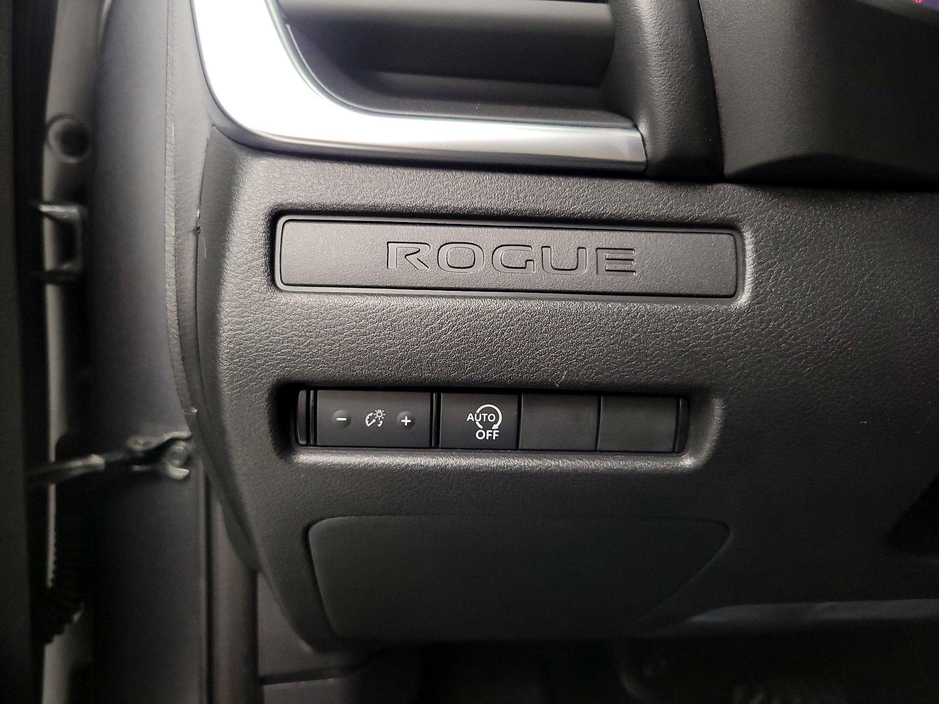 Thumbnail: 2023 Nissan Rogue - 13