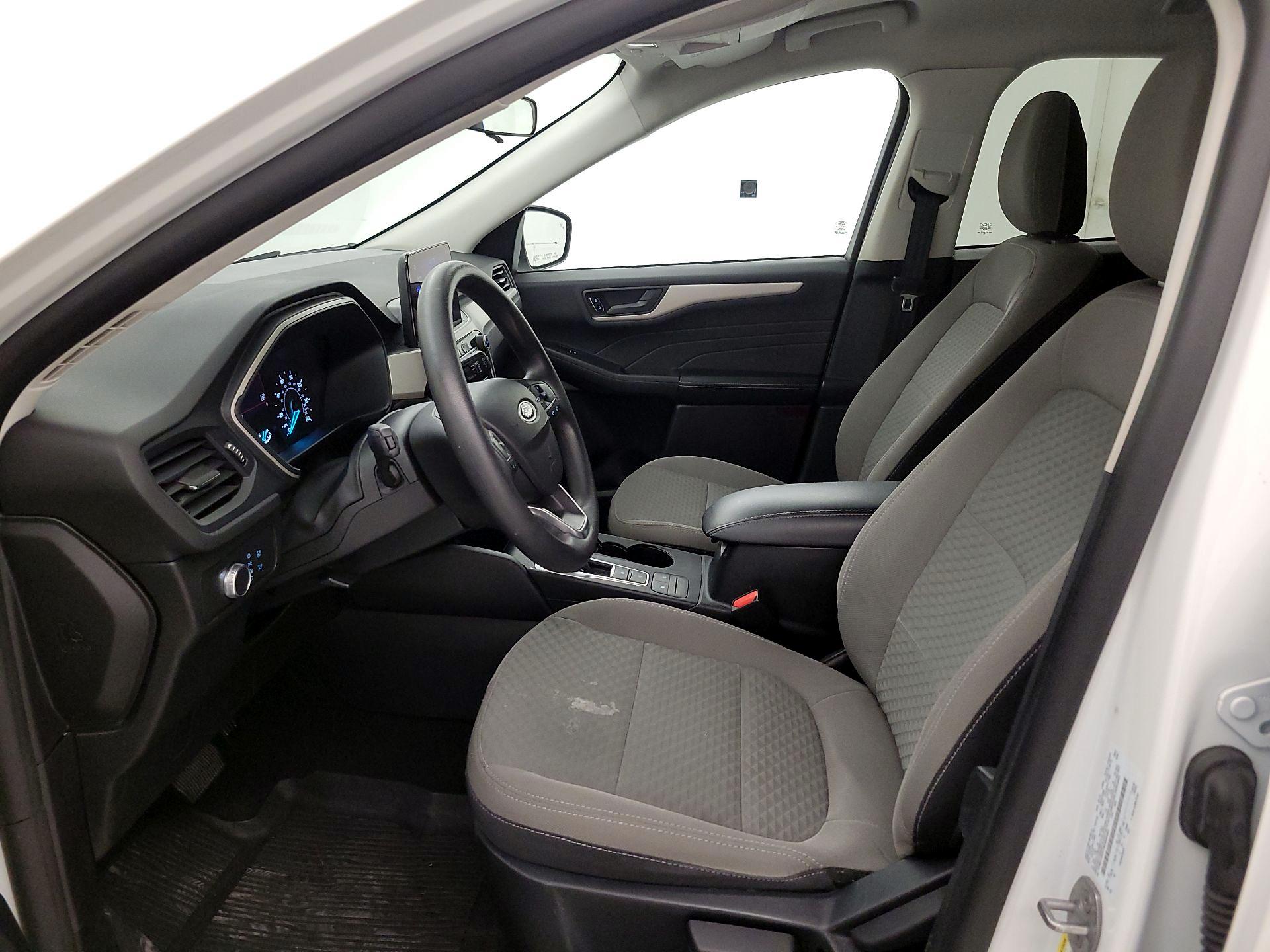 Thumbnail: 2022 Ford Escape - 11