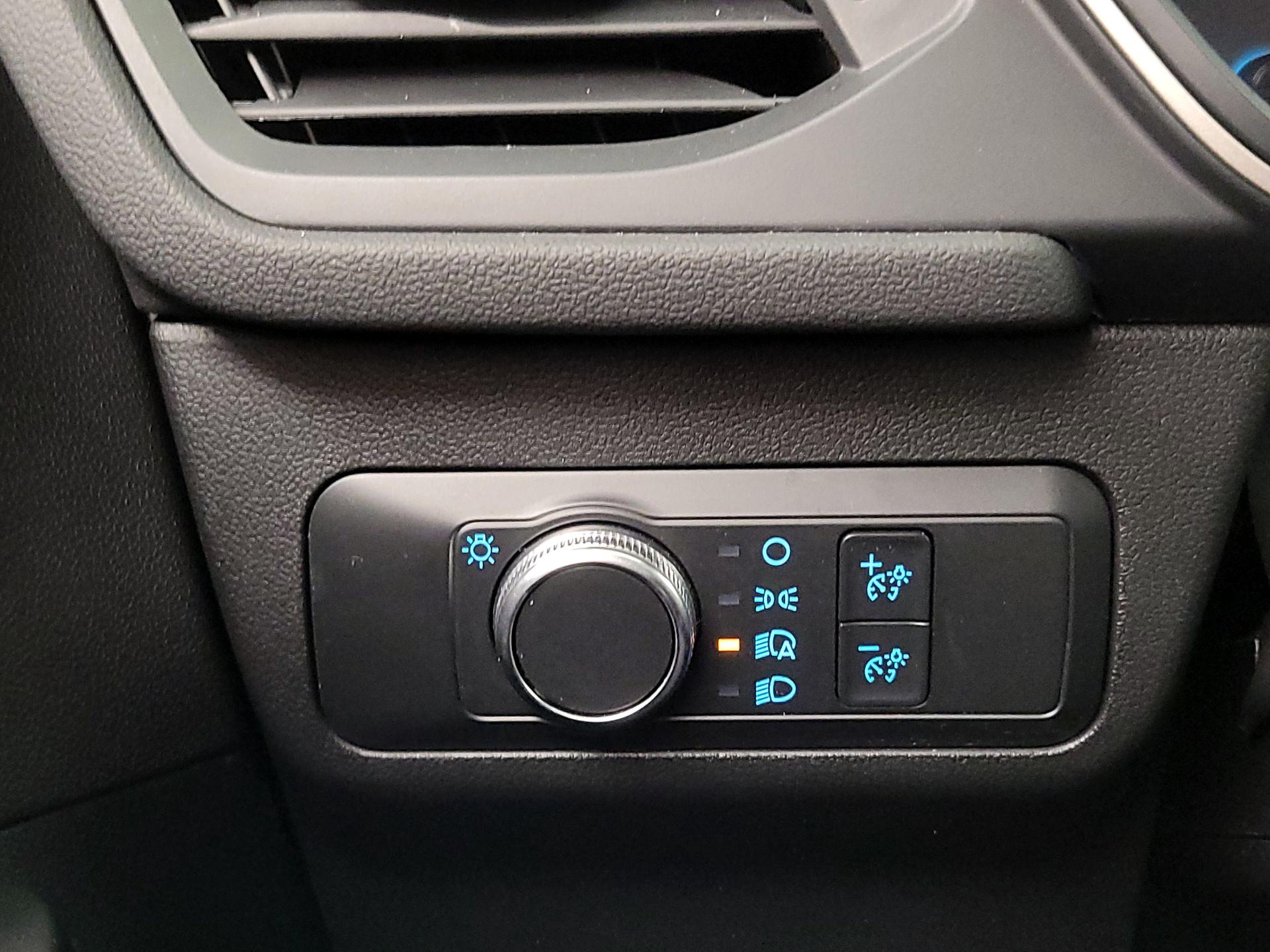 Thumbnail: 2022 Ford Escape - 13