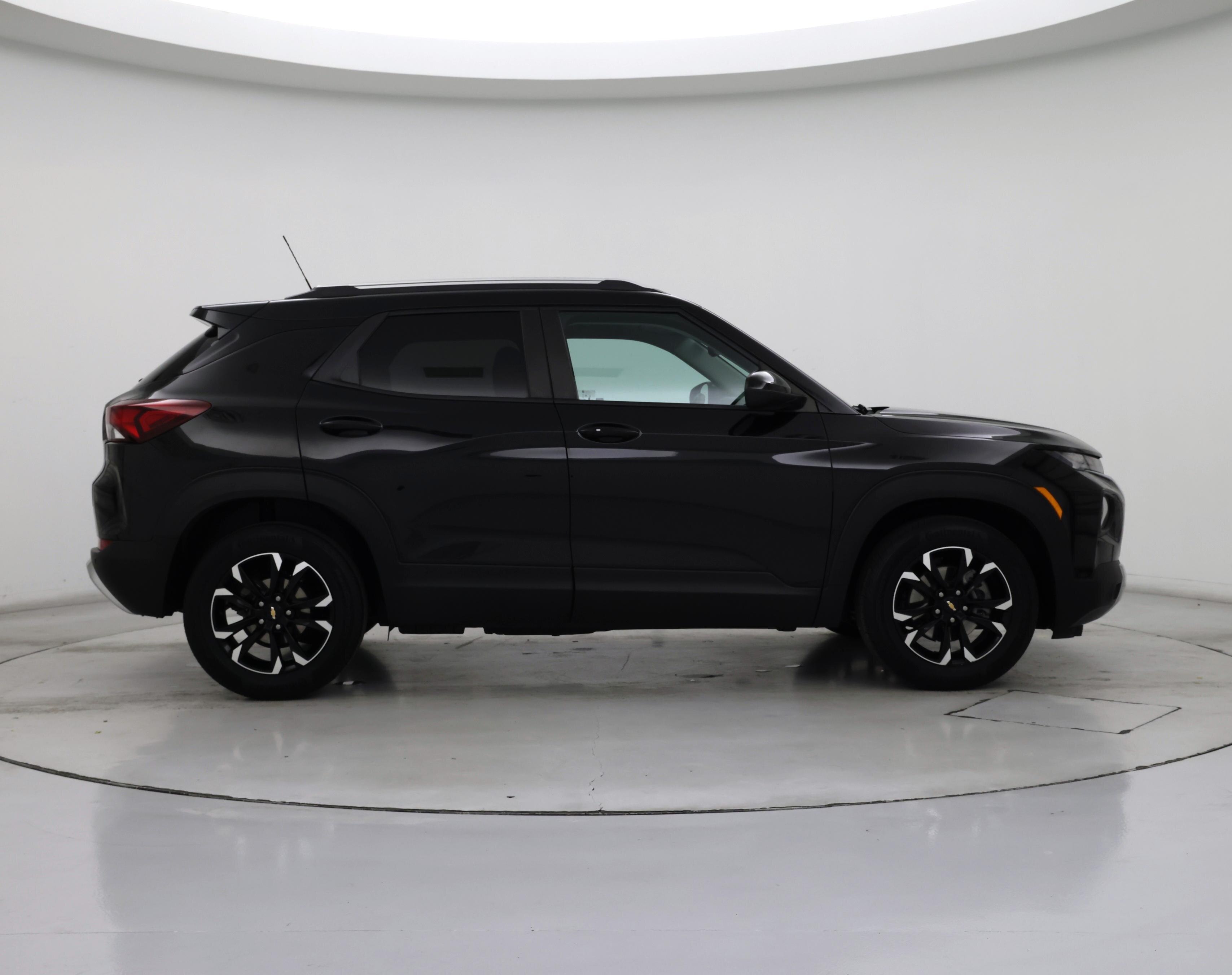 Thumbnail: 2023 Chevrolet TrailBlazer - 7