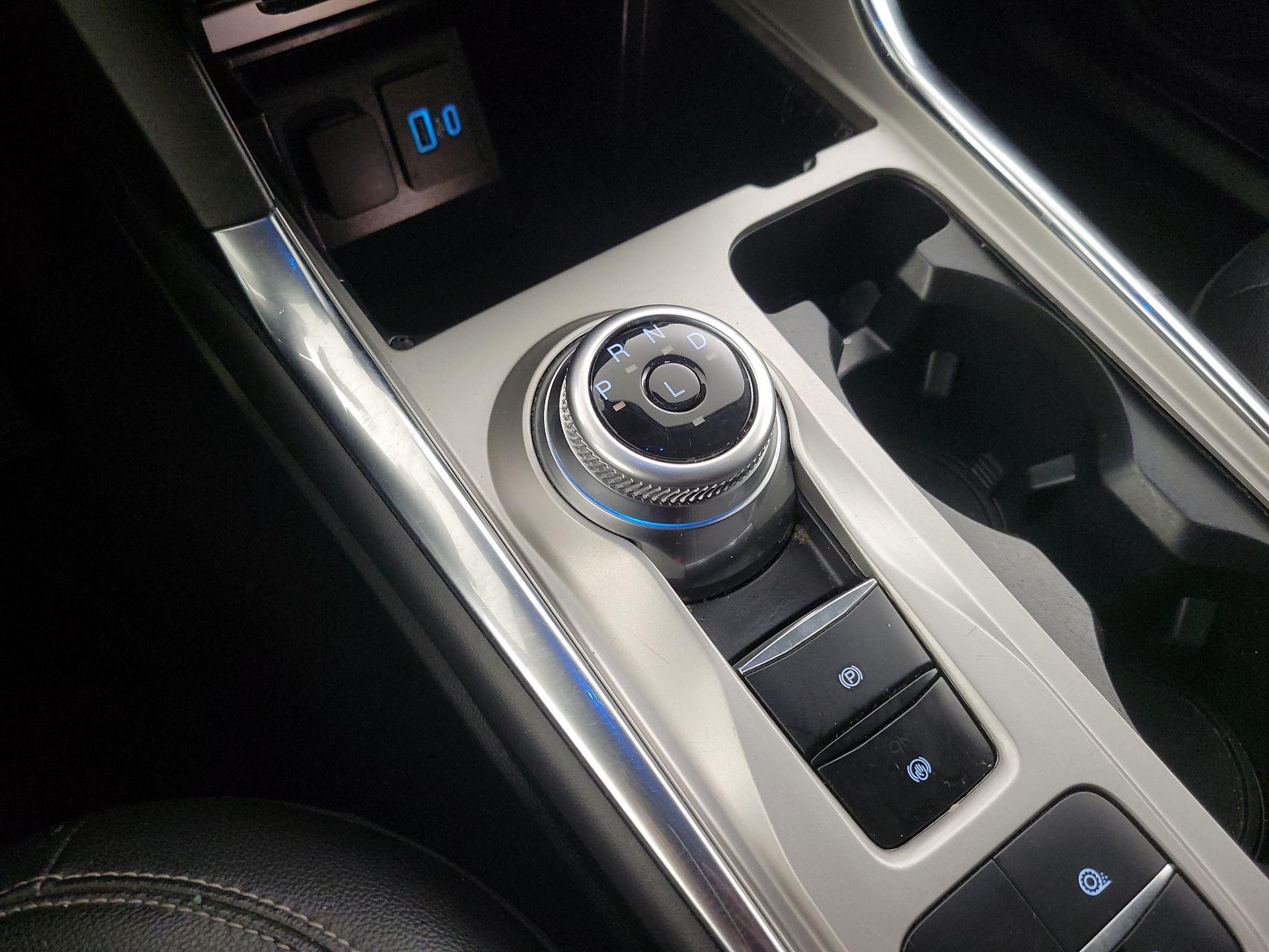 Thumbnail: 2023 Ford Explorer - 18