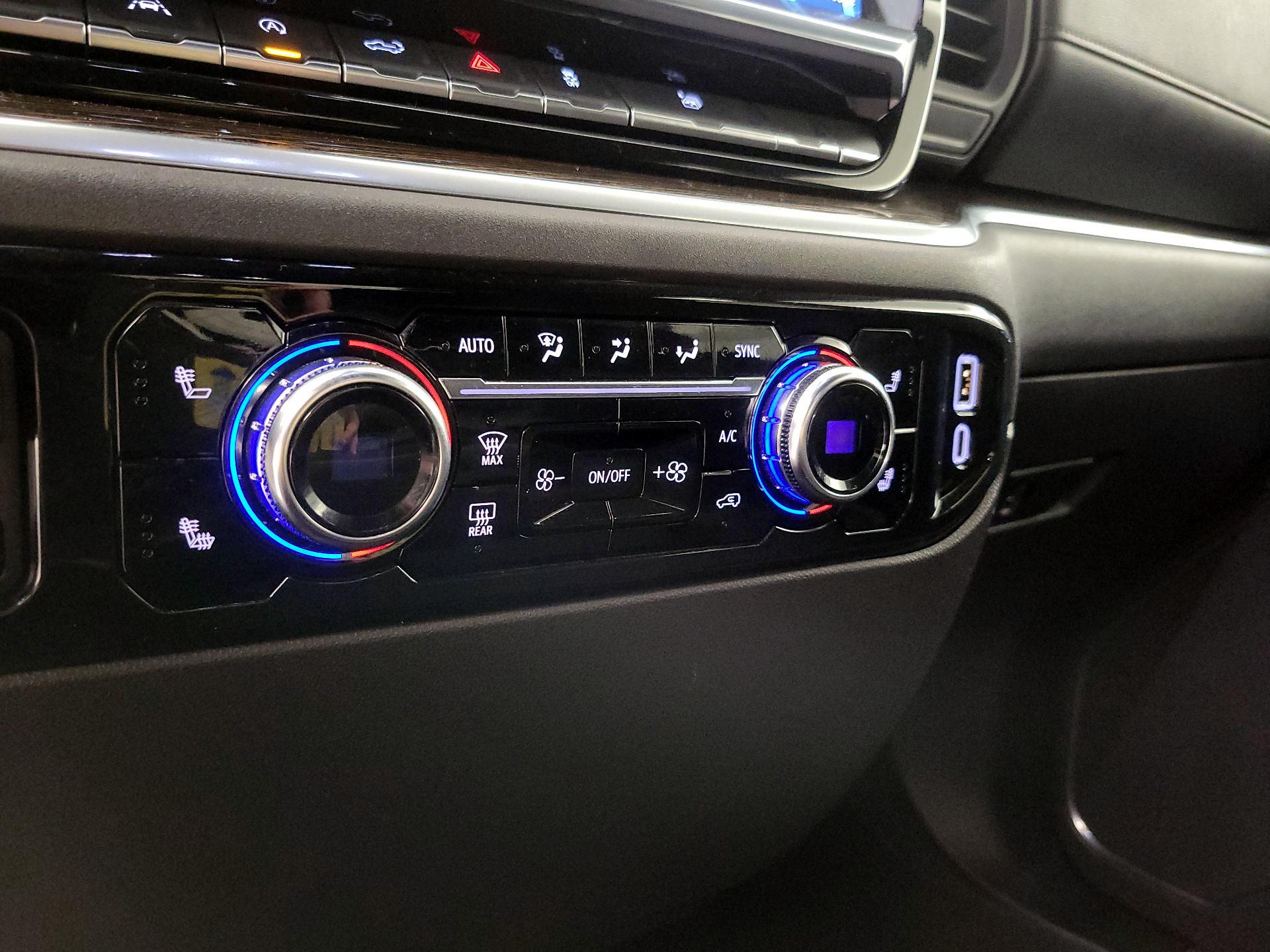 Thumbnail: 2025 GMC Sierra 1500 - 17