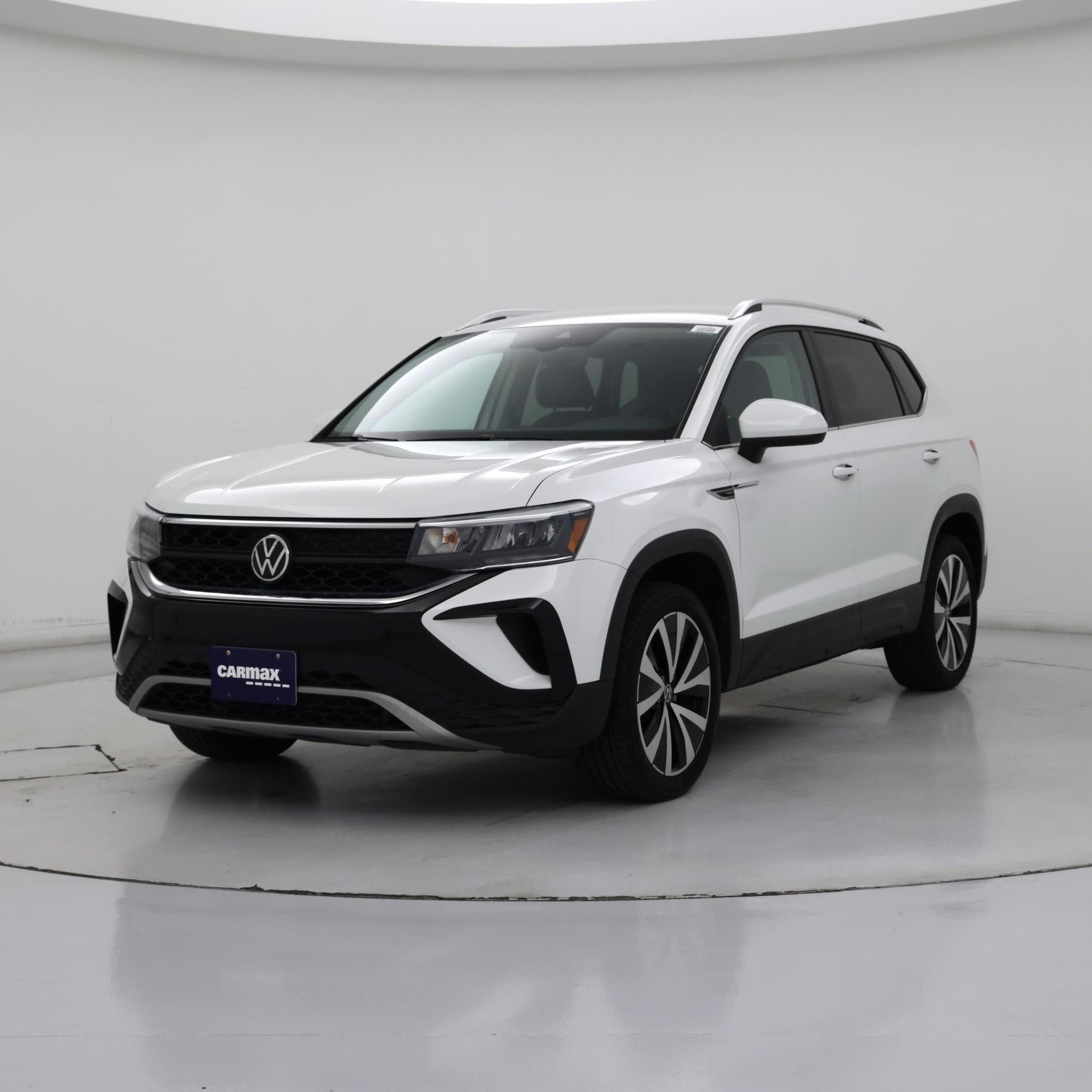 Thumbnail: 2022 Volkswagen Taos - 4