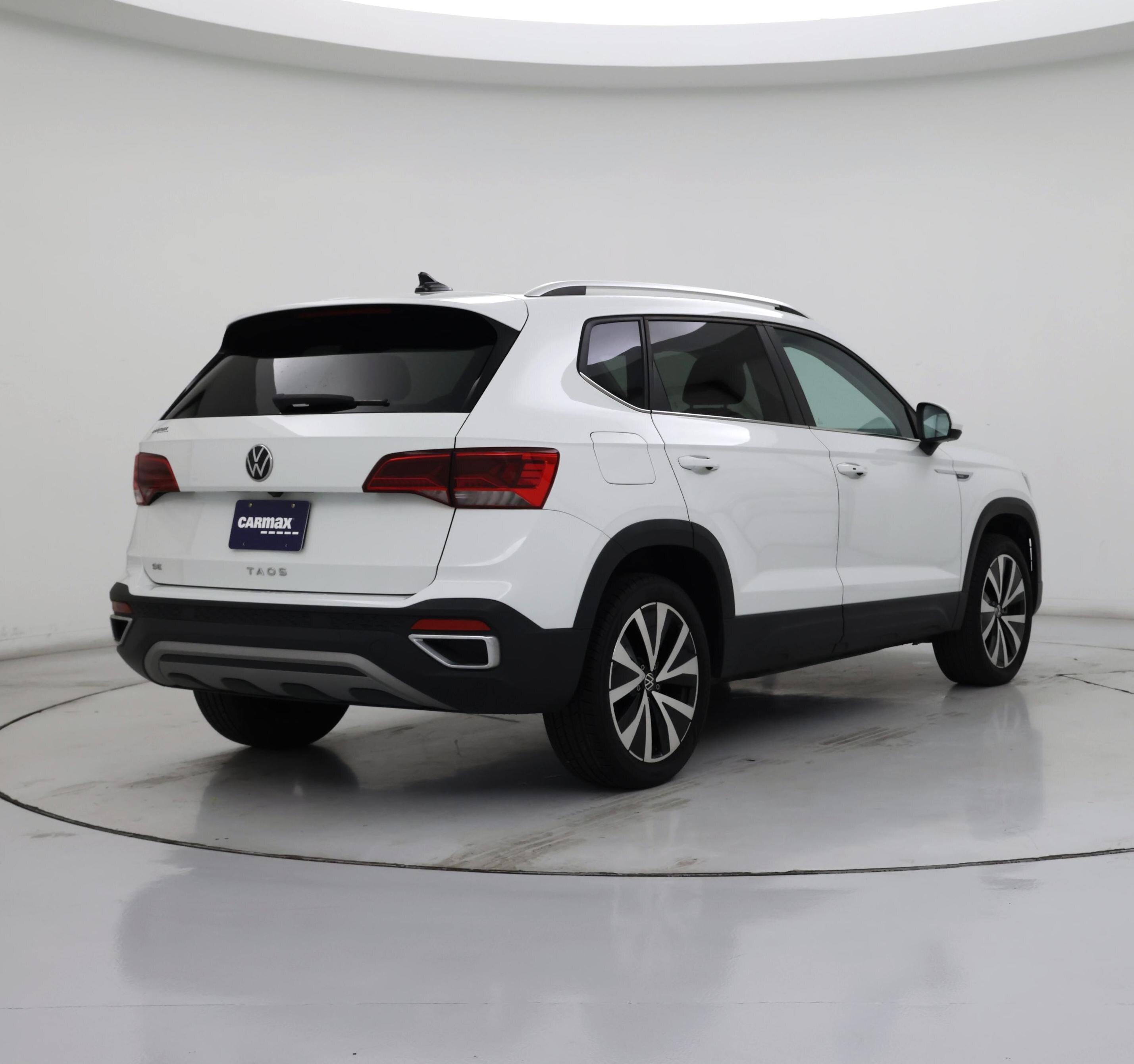 Thumbnail: 2022 Volkswagen Taos - 8