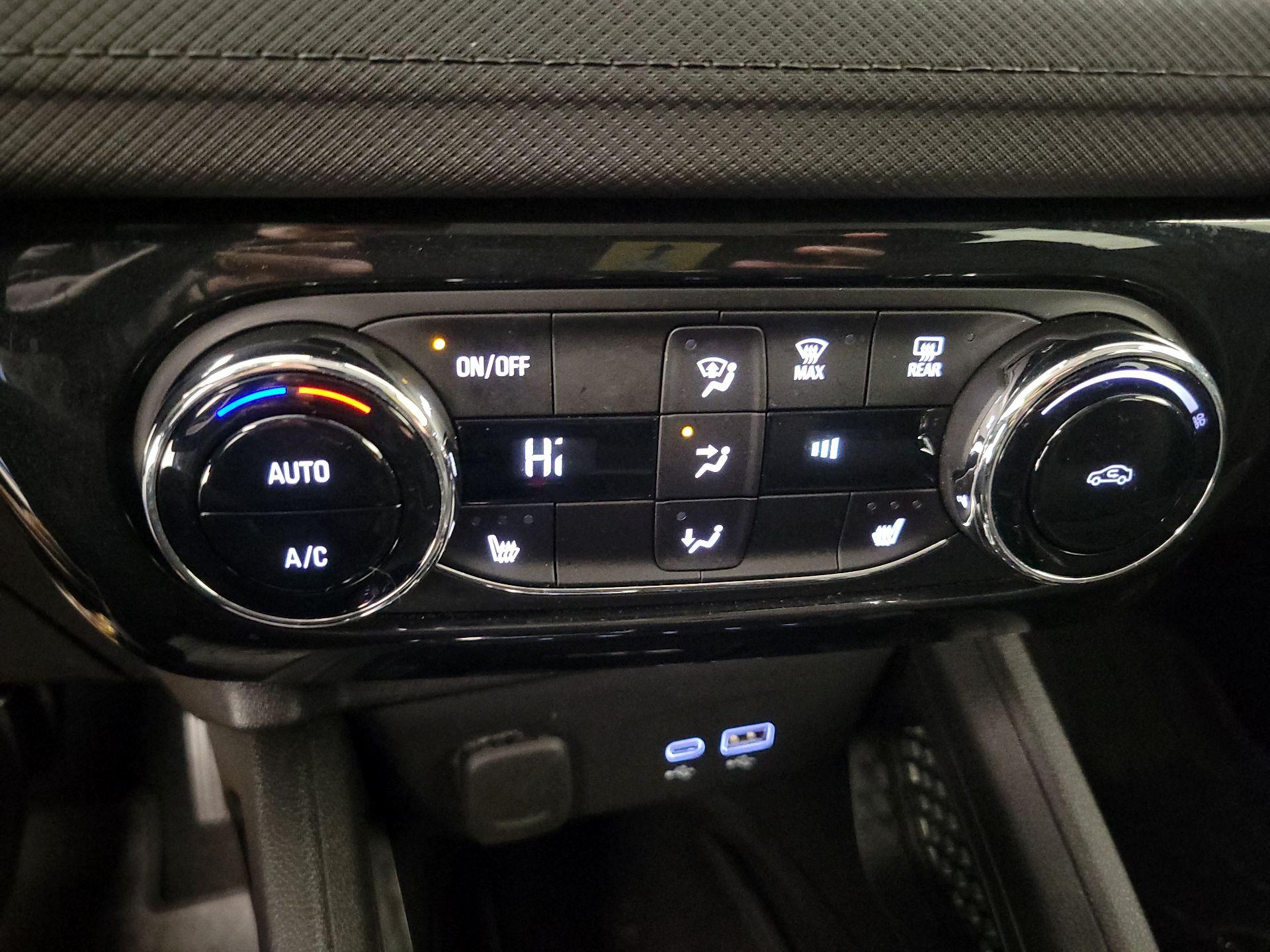 Thumbnail: 2024 Chevrolet TrailBlazer - 16