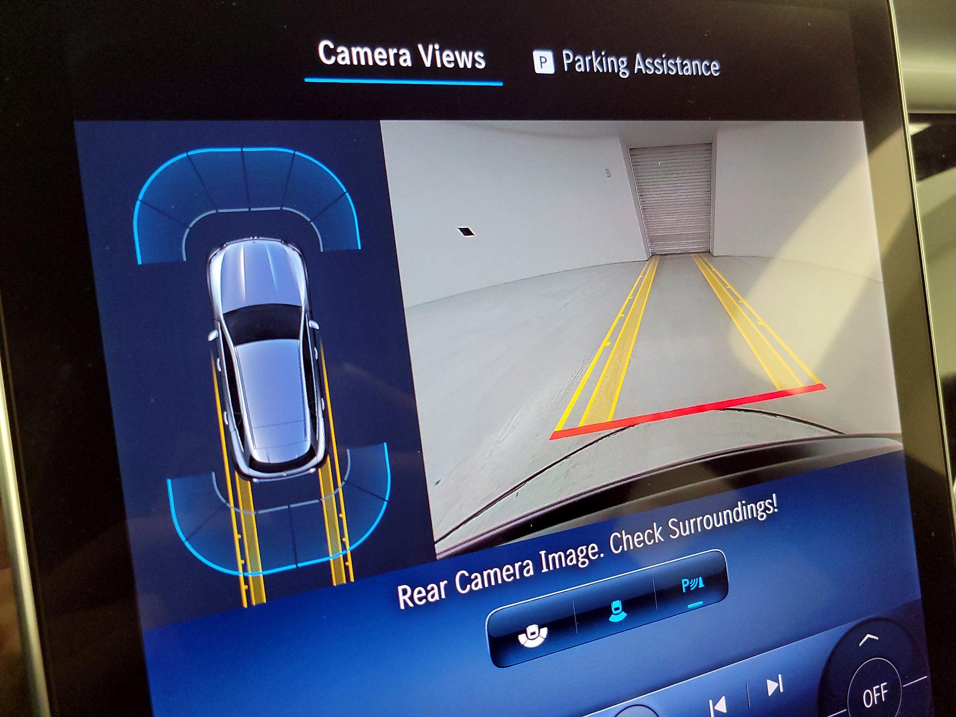 Thumbnail: 2024 Mercedes-Benz GLC - 14