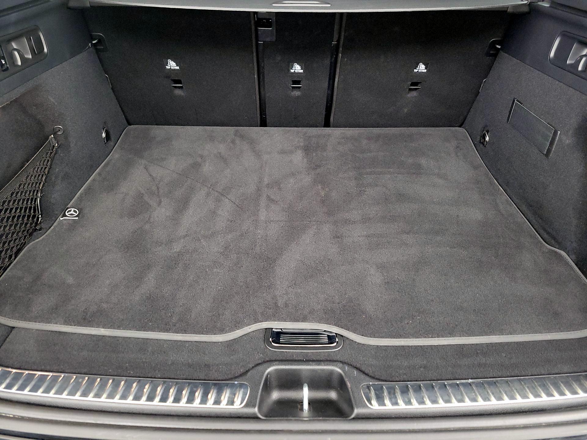 Thumbnail: 2024 Mercedes-Benz GLC - 20