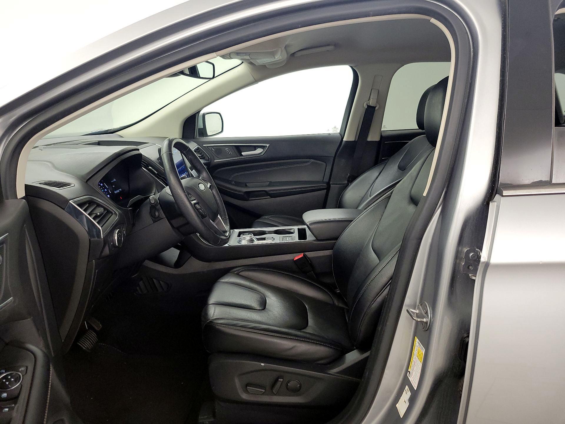 Thumbnail: 2022 Ford Edge - 11