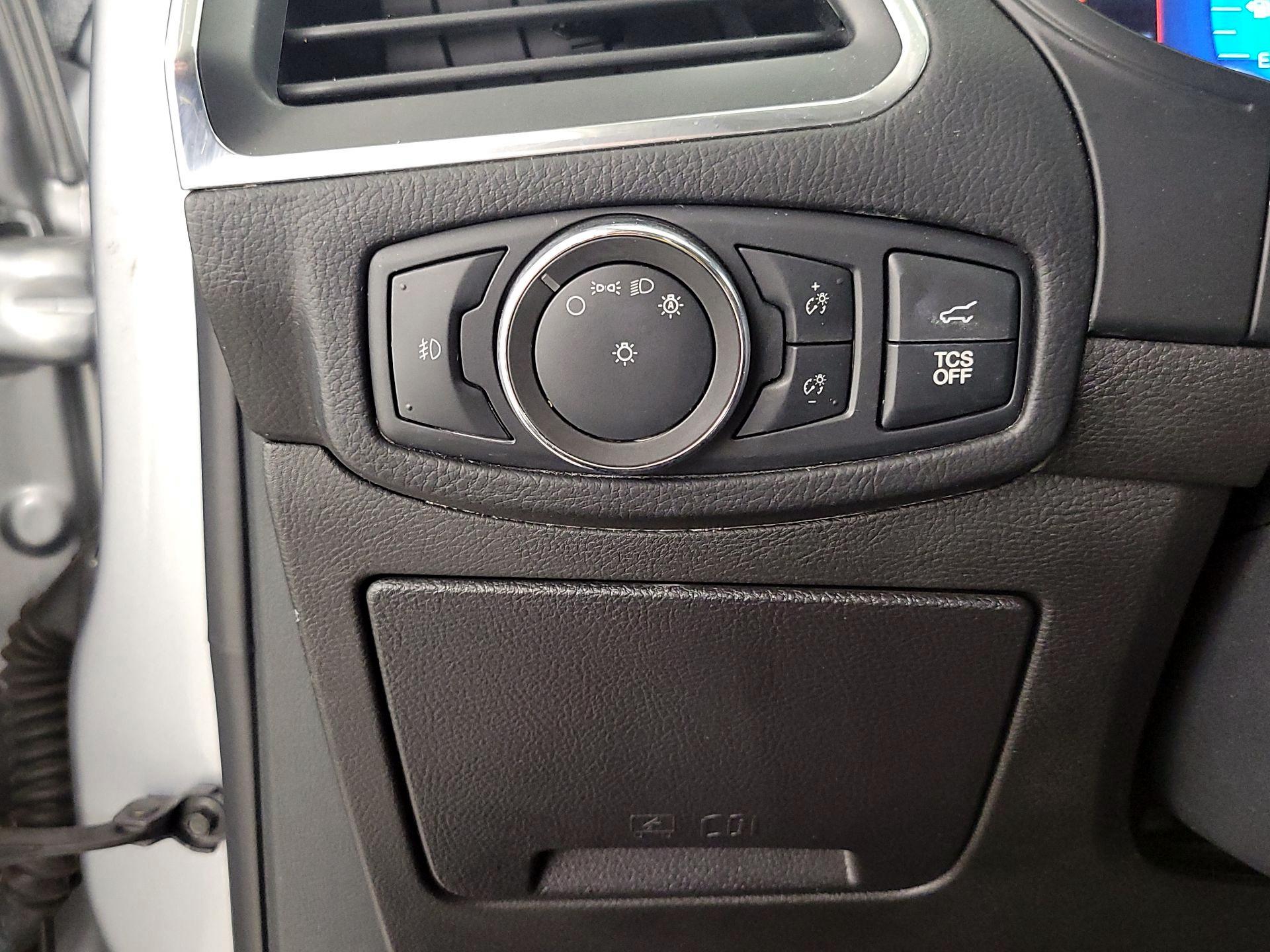 Thumbnail: 2022 Ford Edge - 13