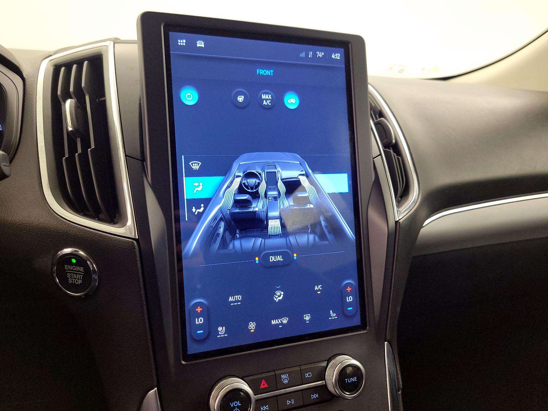 Thumbnail: 2022 Ford Edge - 16