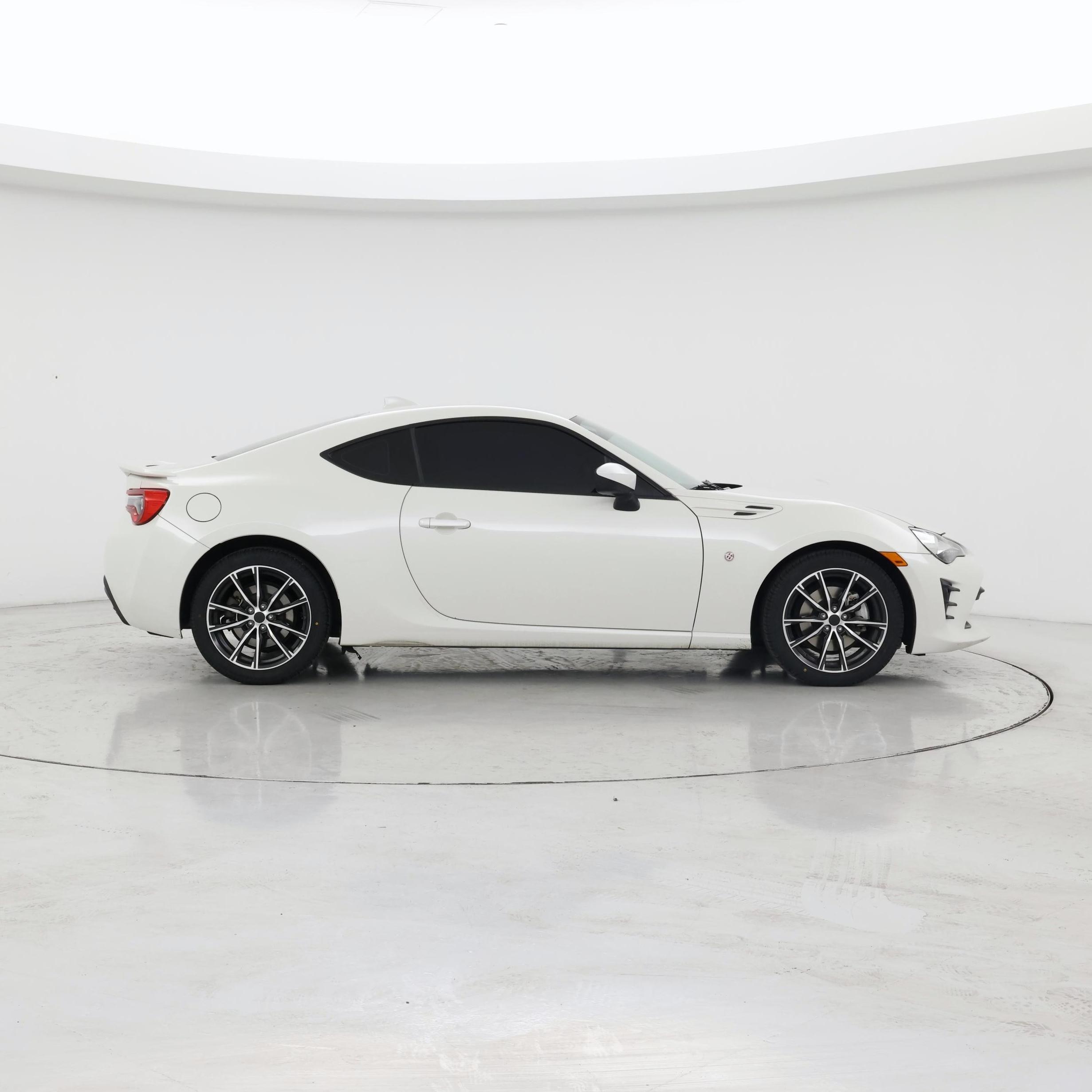 Thumbnail: 2020 Toyota 86 - 7