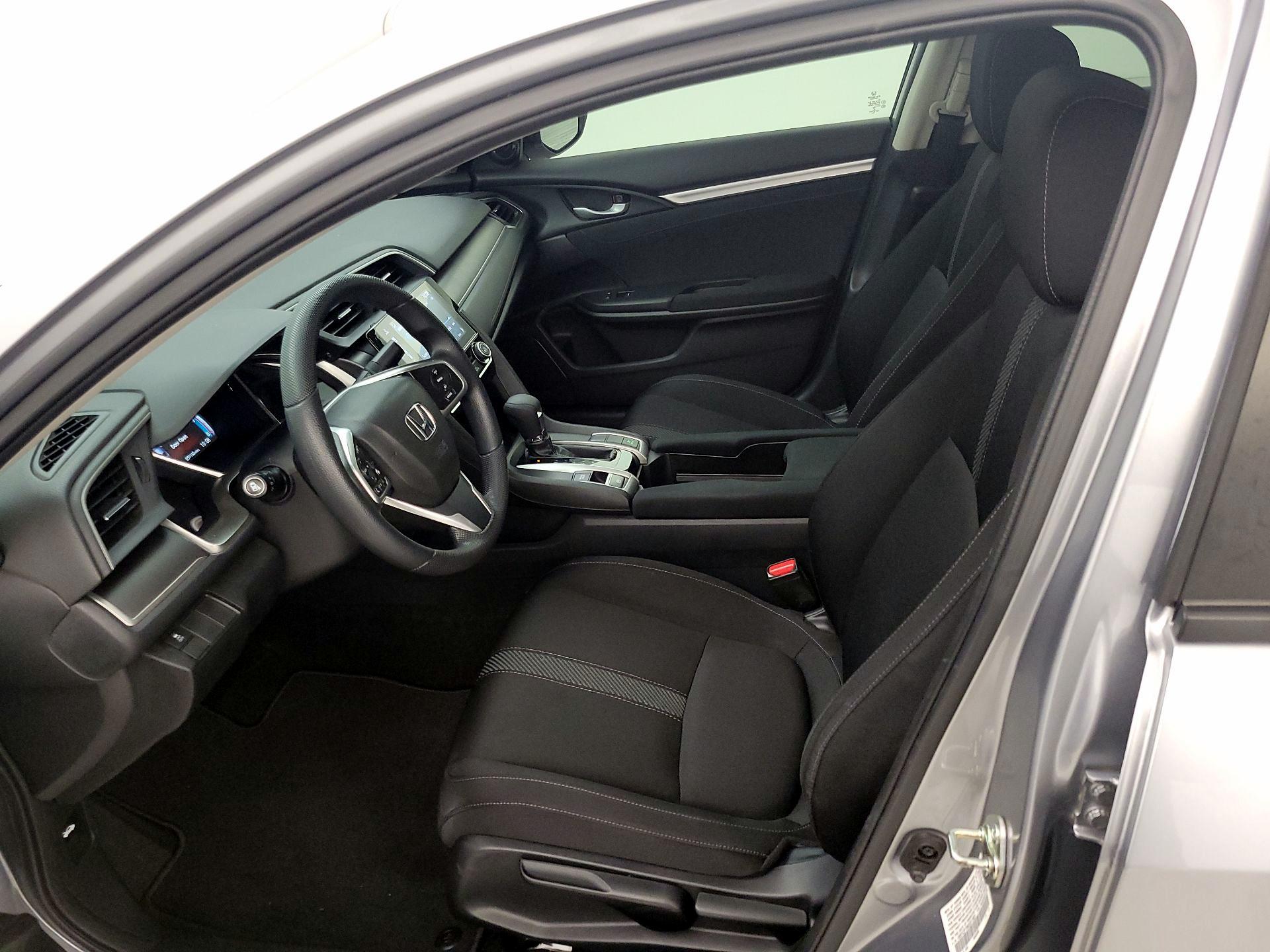 Thumbnail: 2016 Honda Civic - 11